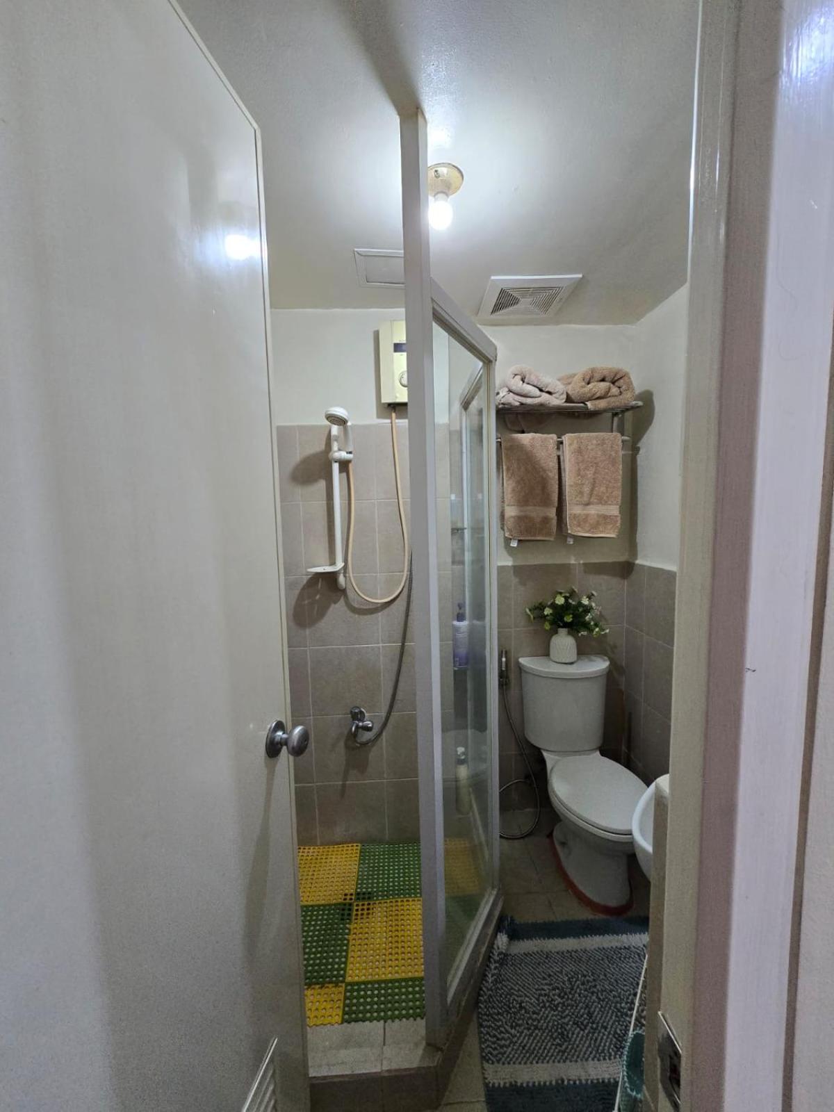 Cozy apartment near Greenbelt Makati City