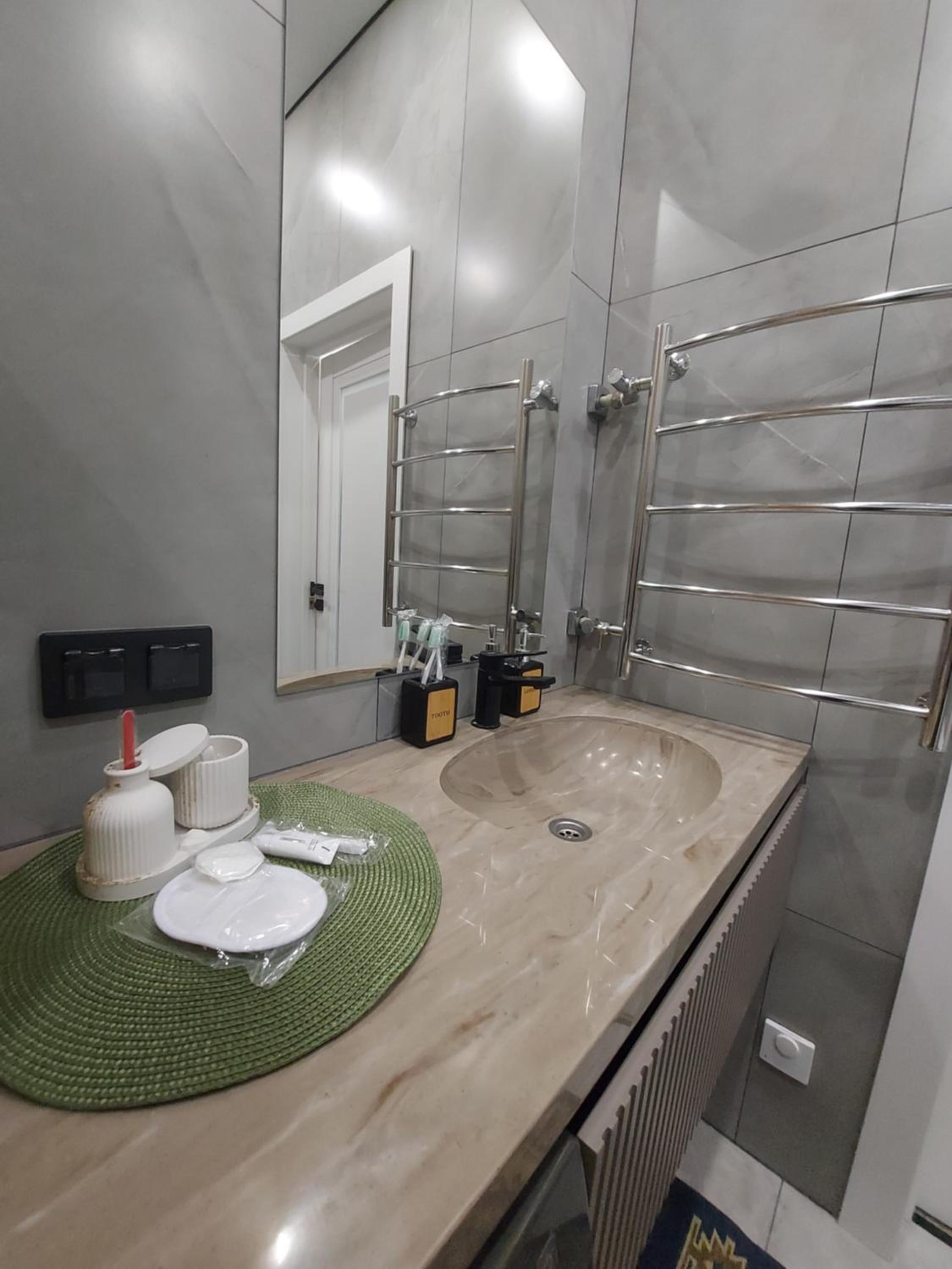 InjuArena Apartment