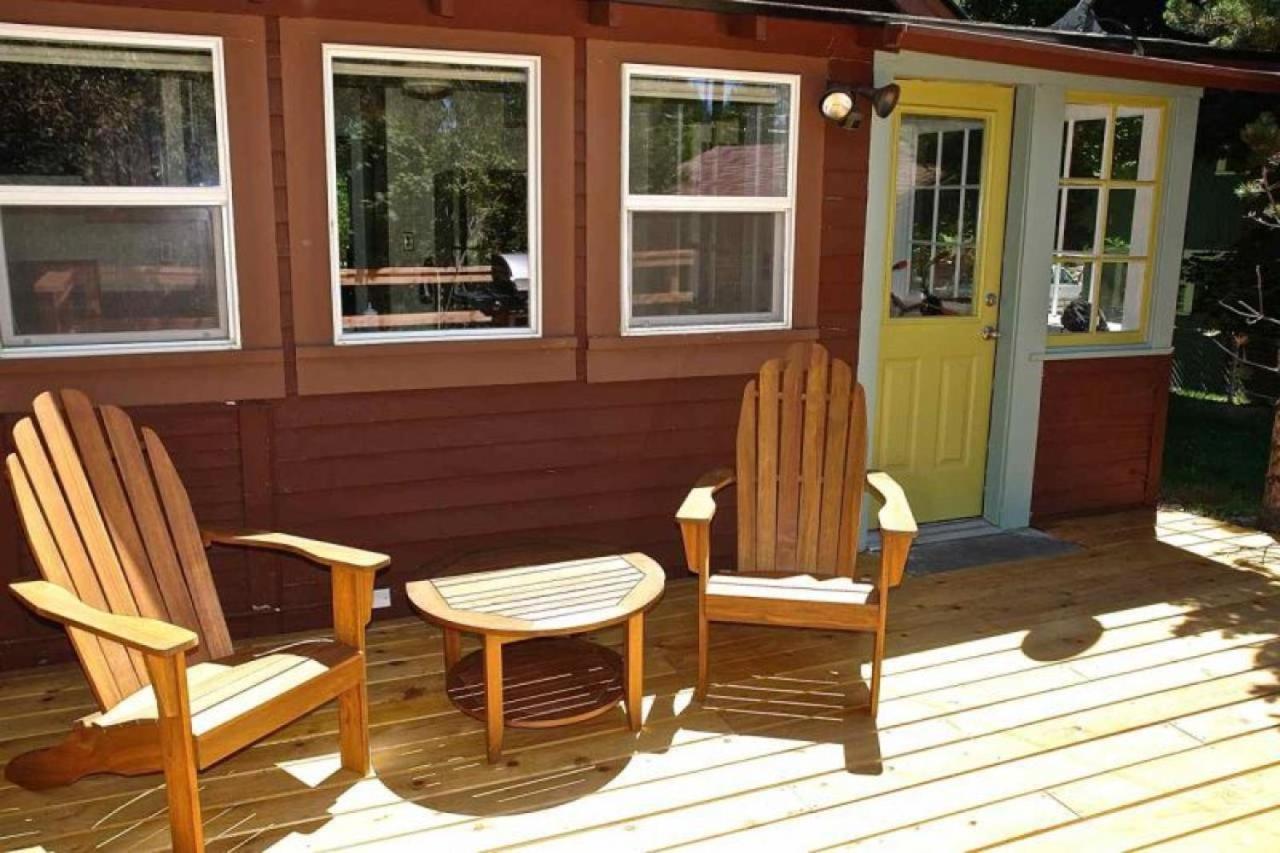Bluebird Day - Jefferson Cottage