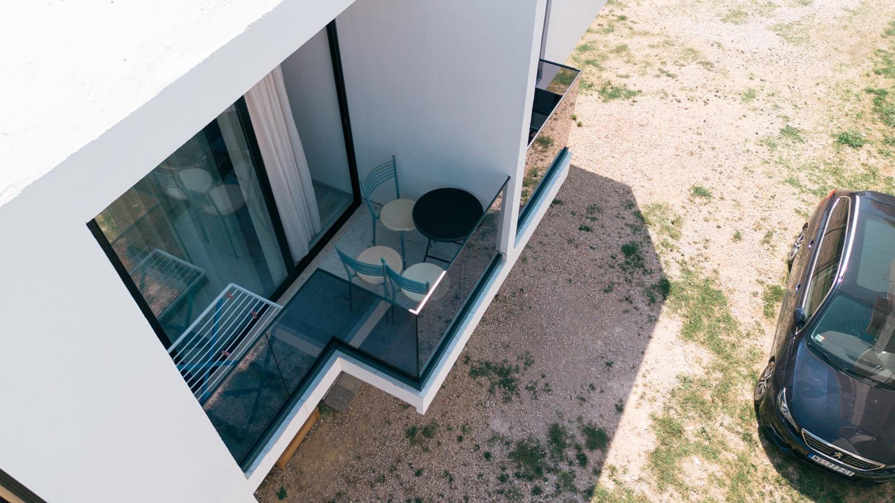 Rine Apartments