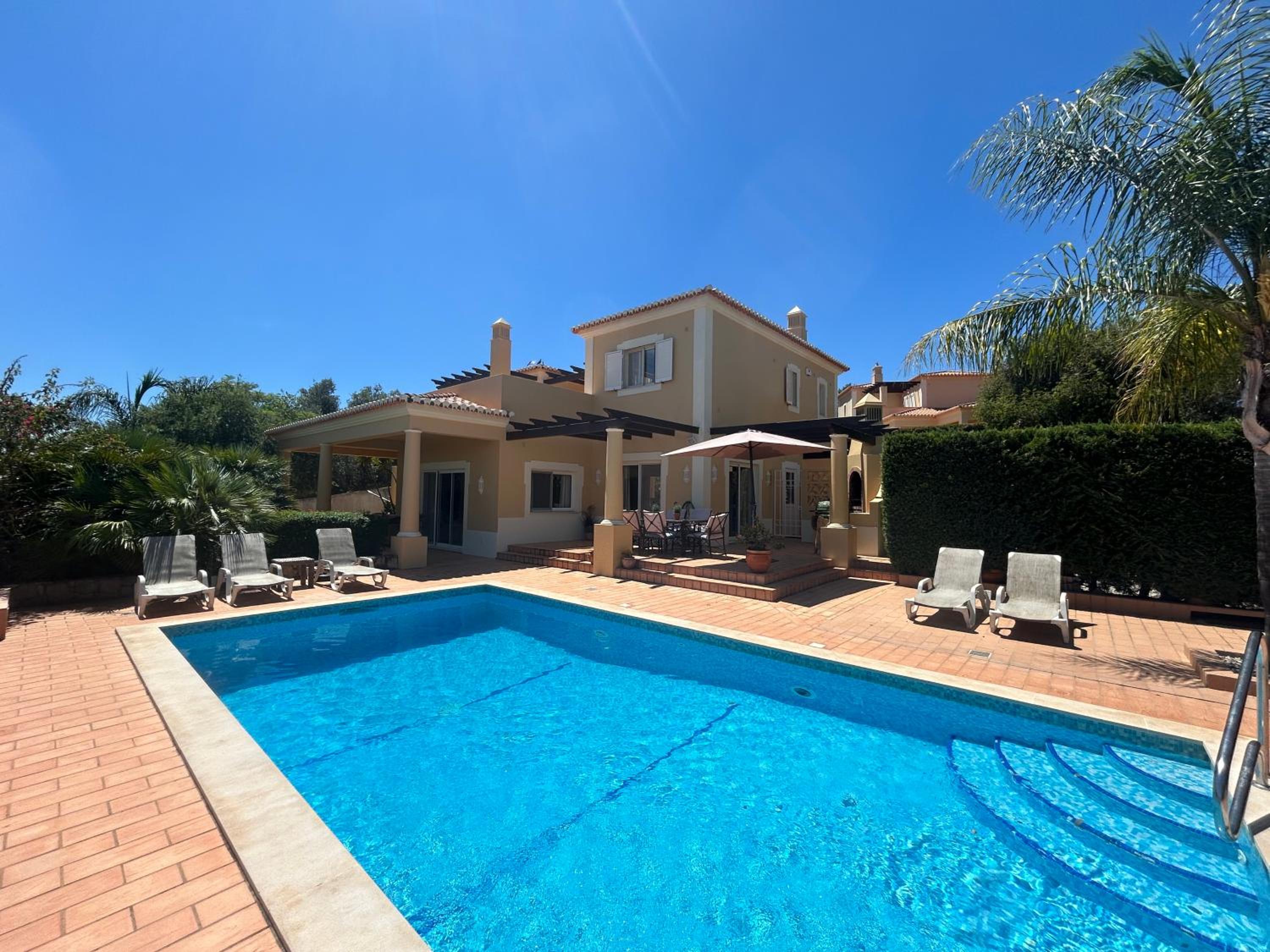 Perfect Golf & Beach Villa for 8 people view 3