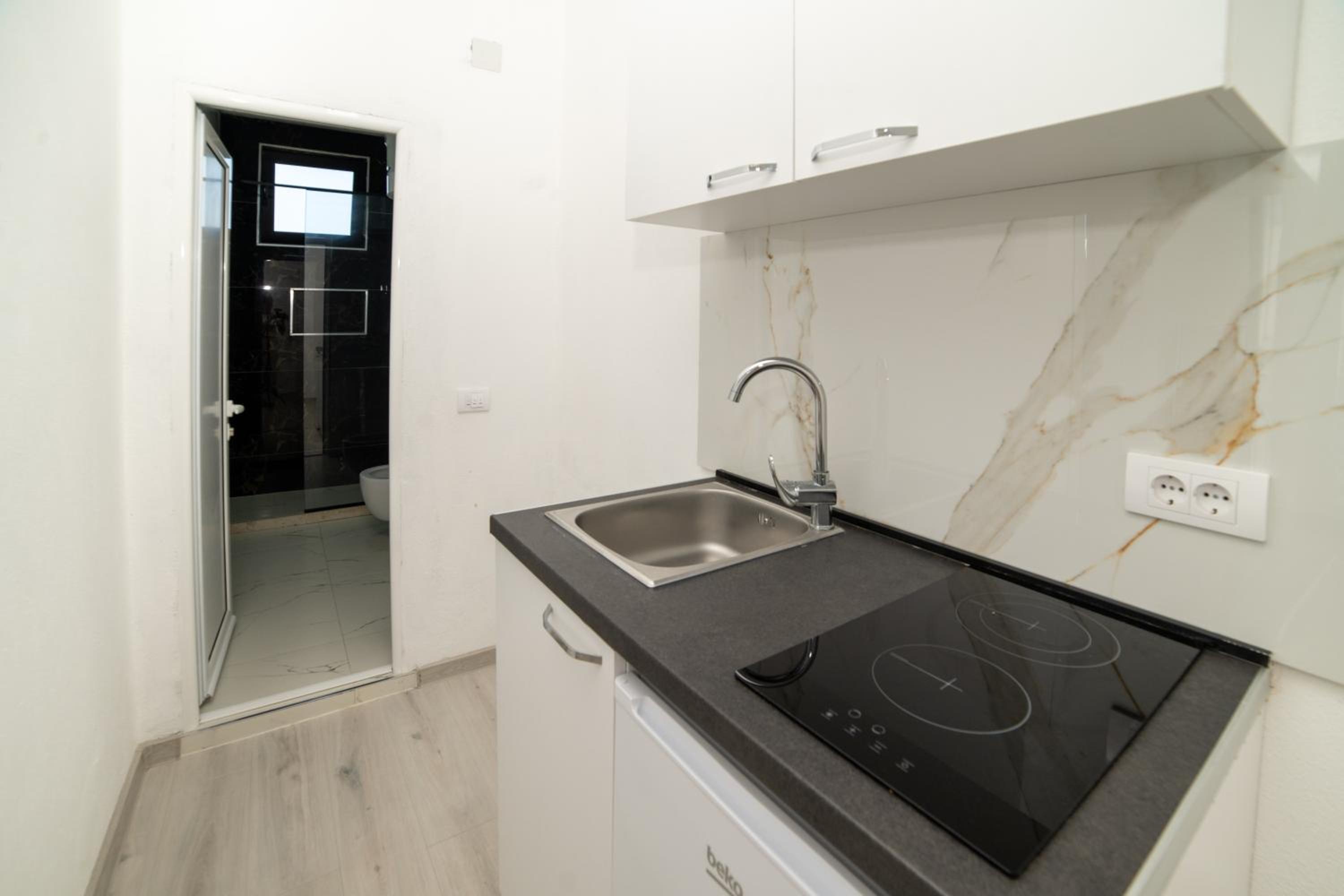 Rine Apartments