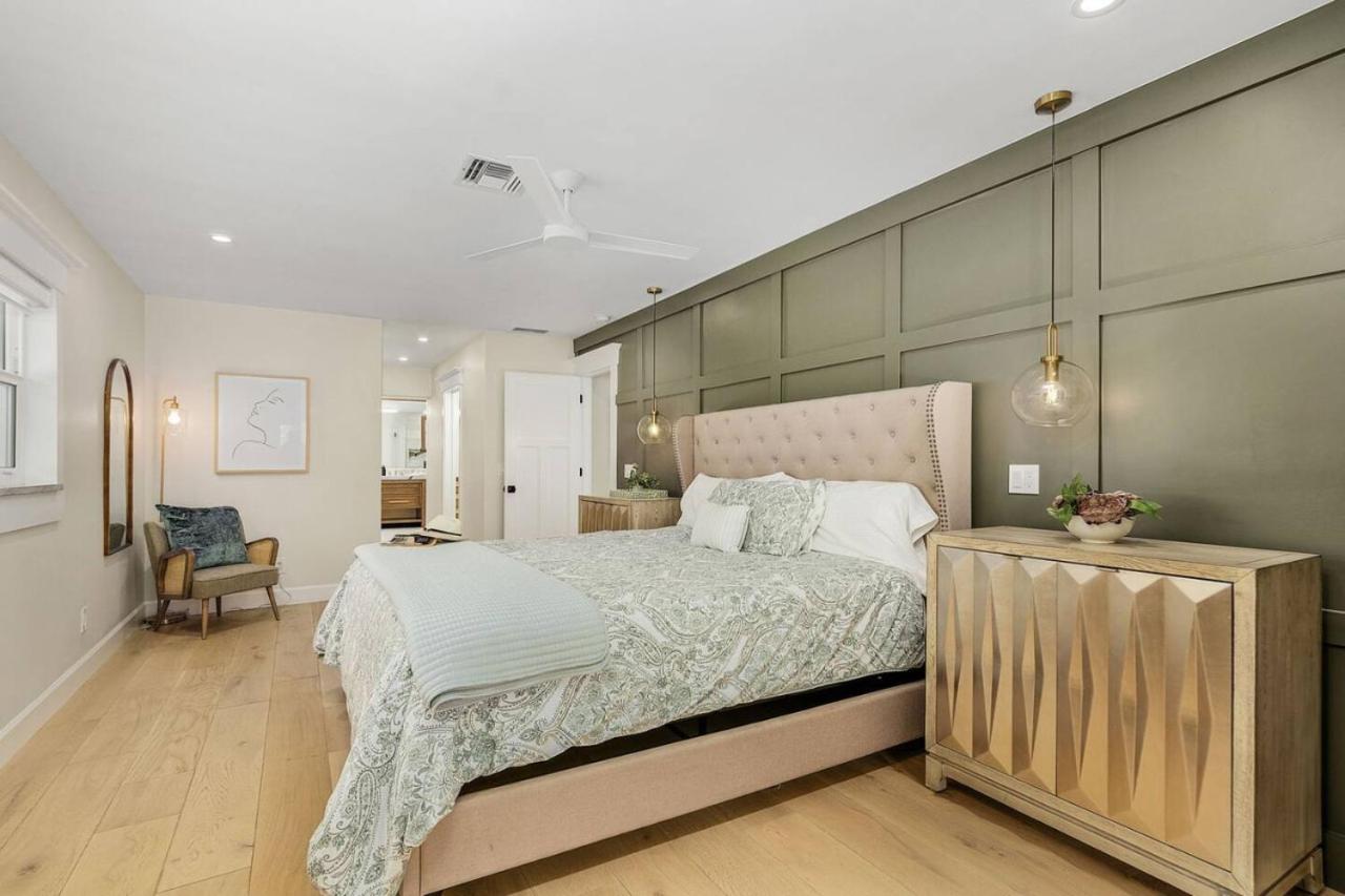 Ocean Blue Luxurious 4BR home with heated pool