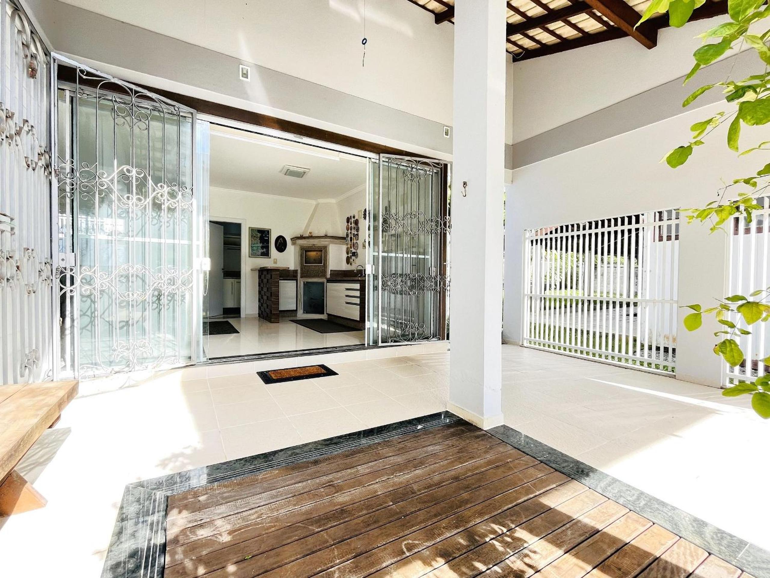 Fantástica Casa apenas 150m - Praia Grande > Penha