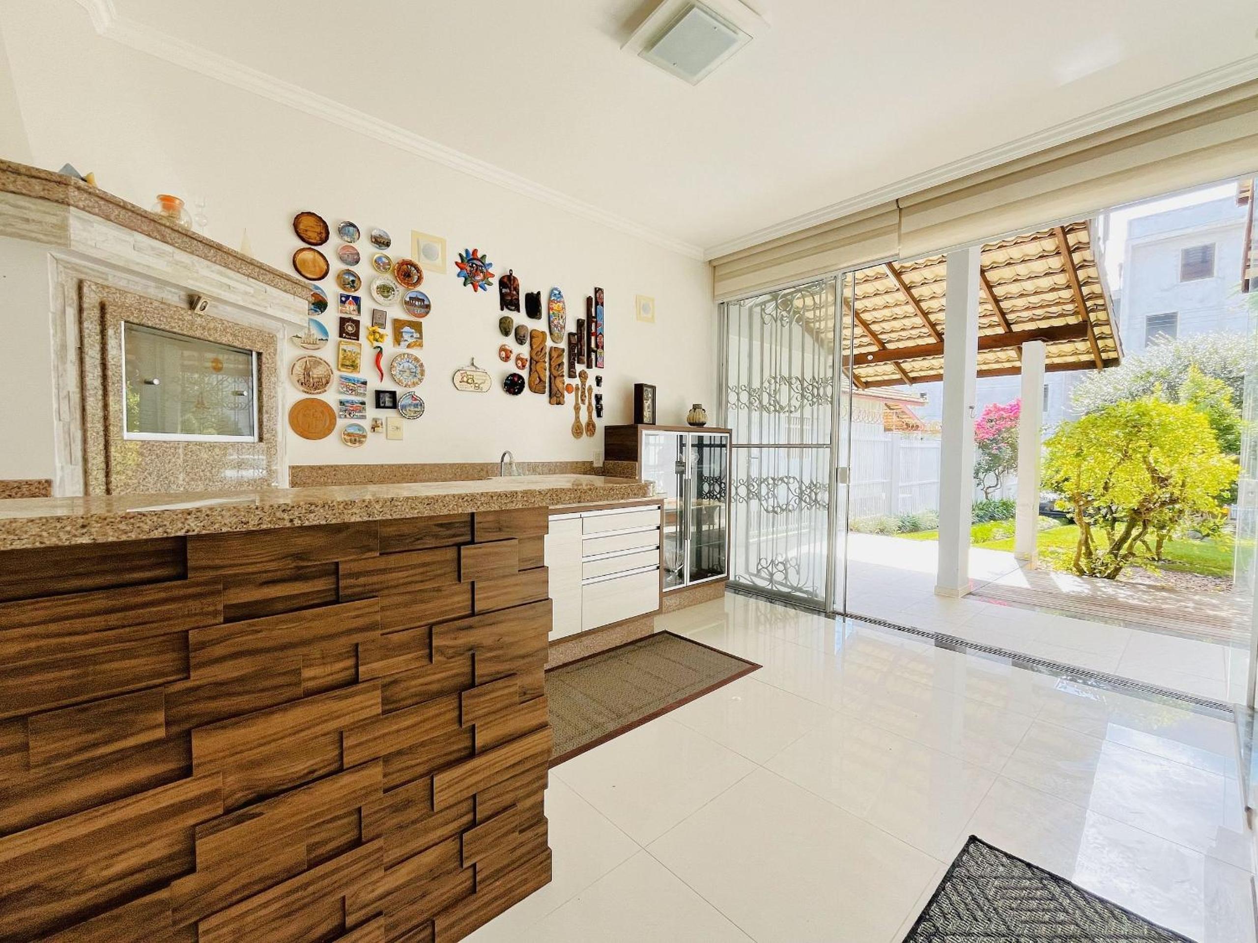 Fantástica Casa apenas 150m - Praia Grande > Penha