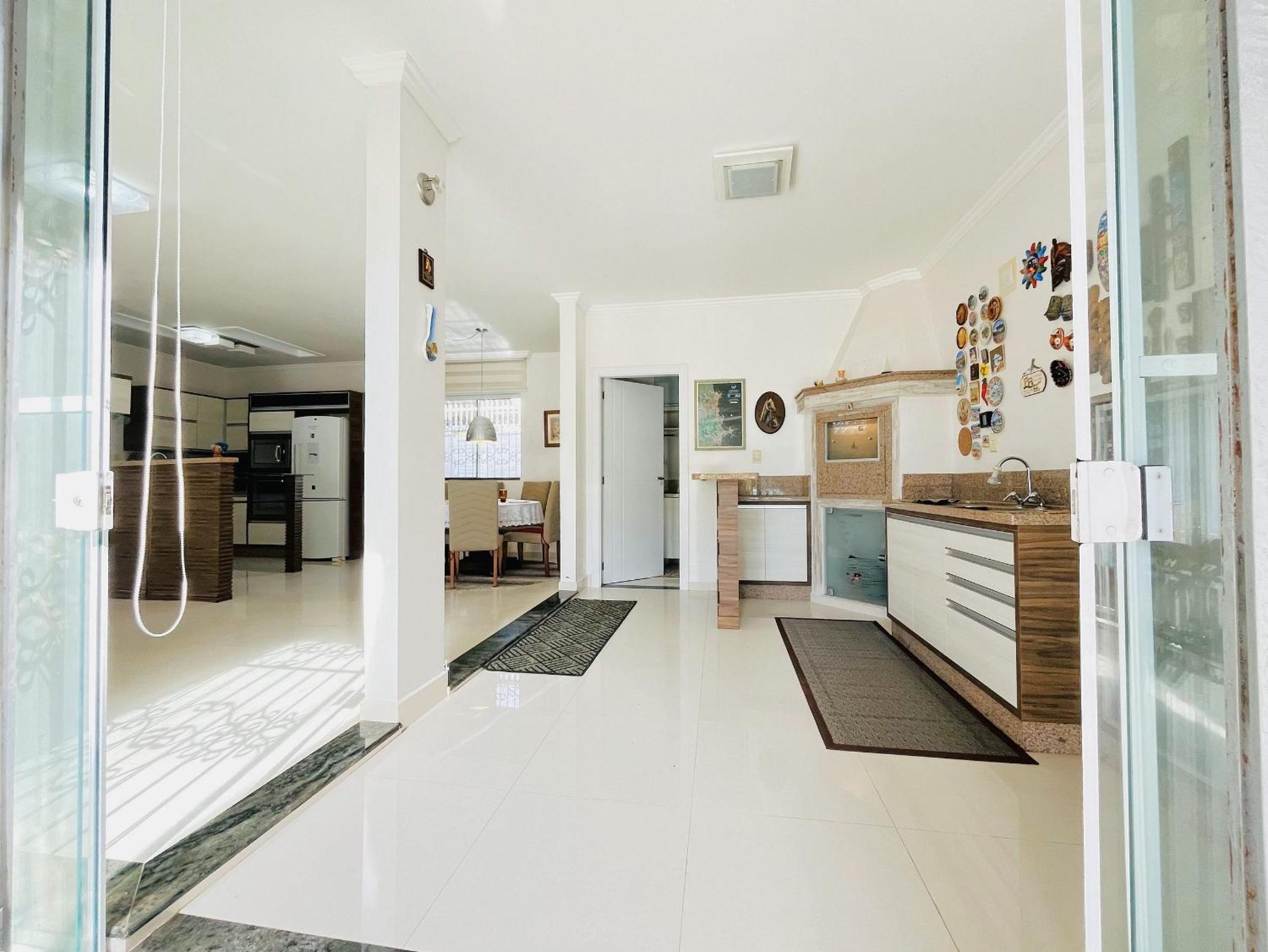 Fantástica Casa apenas 150m - Praia Grande > Penha
