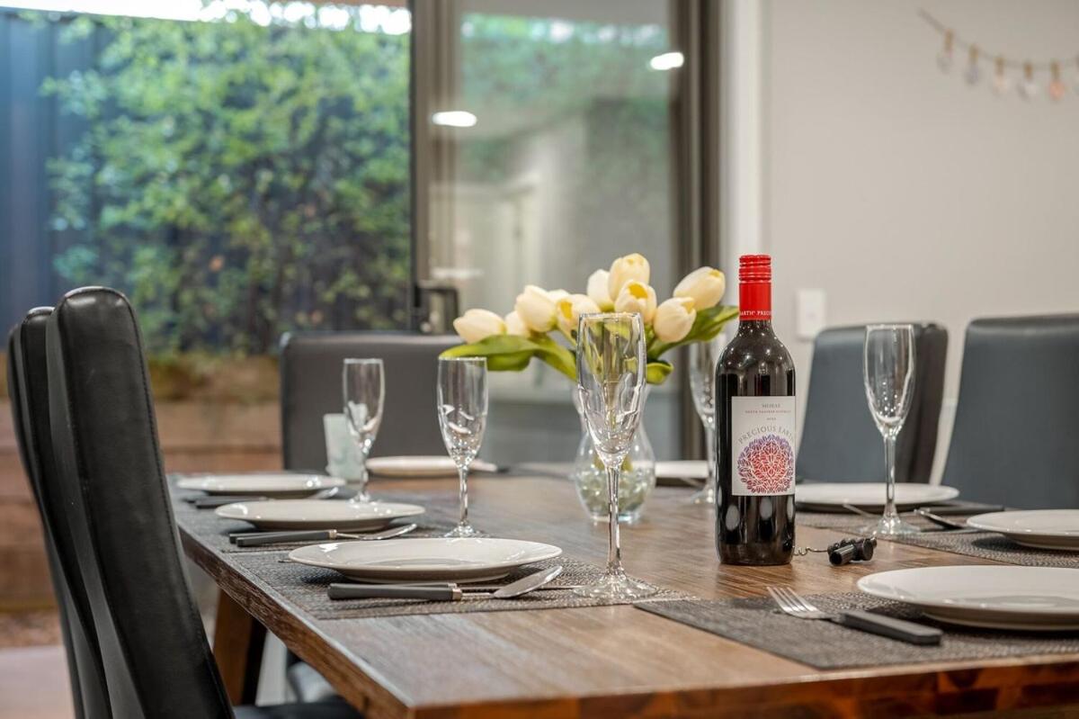 Sovereign Hill Close -private, peaceful, modern