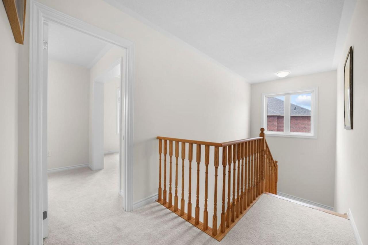 Prime Peterborough - 4BR and Office, Newly Renovated
