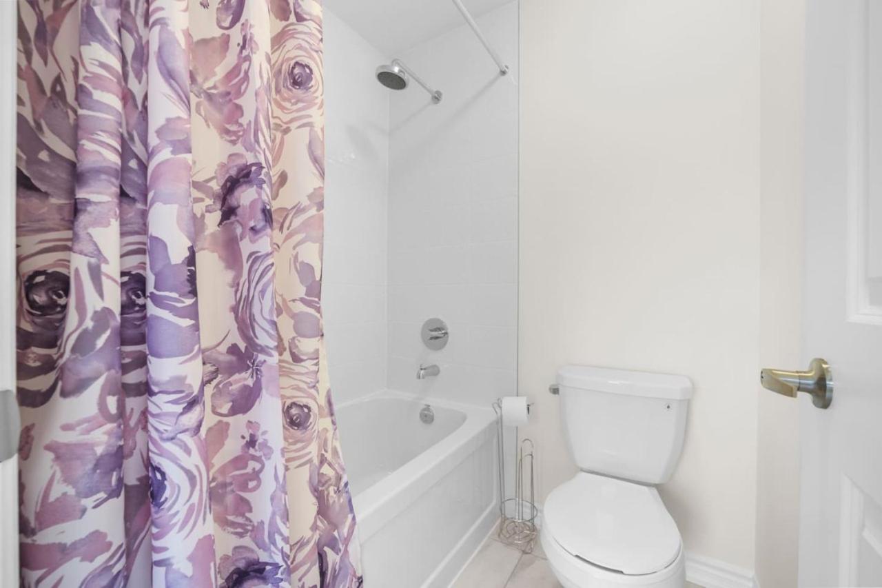 Prime Peterborough - 4BR and Office, Newly Renovated