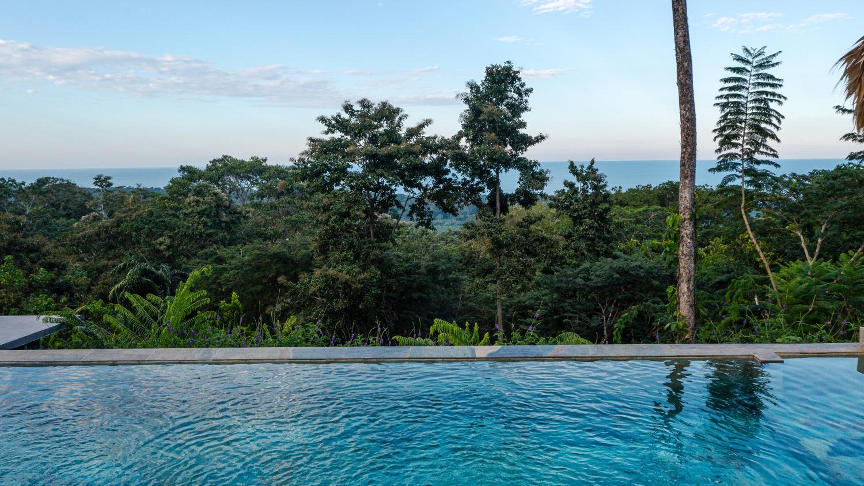 Blue Hill State Breathtaking 360 Ocean view