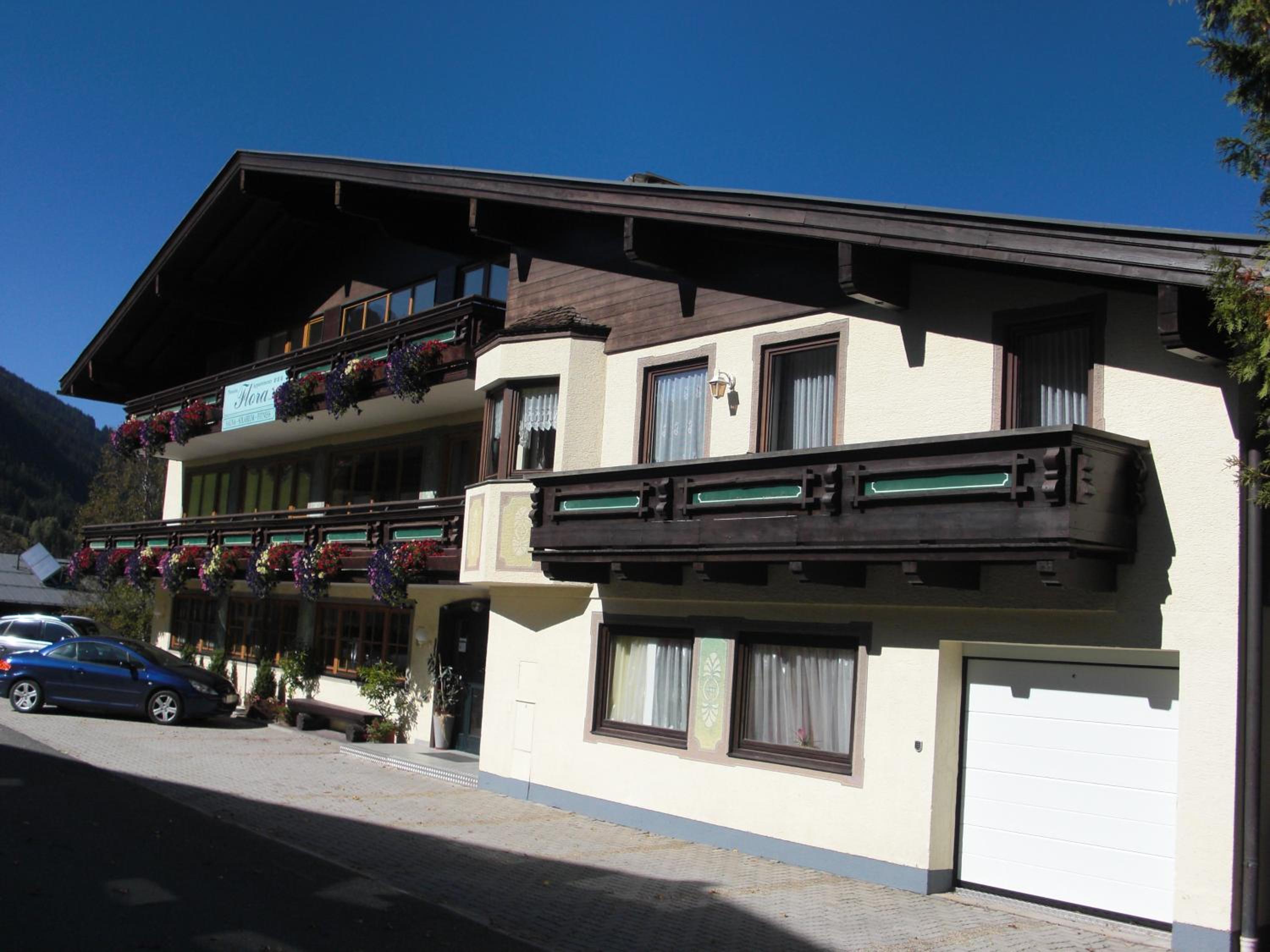 Hotel-Pension Flora