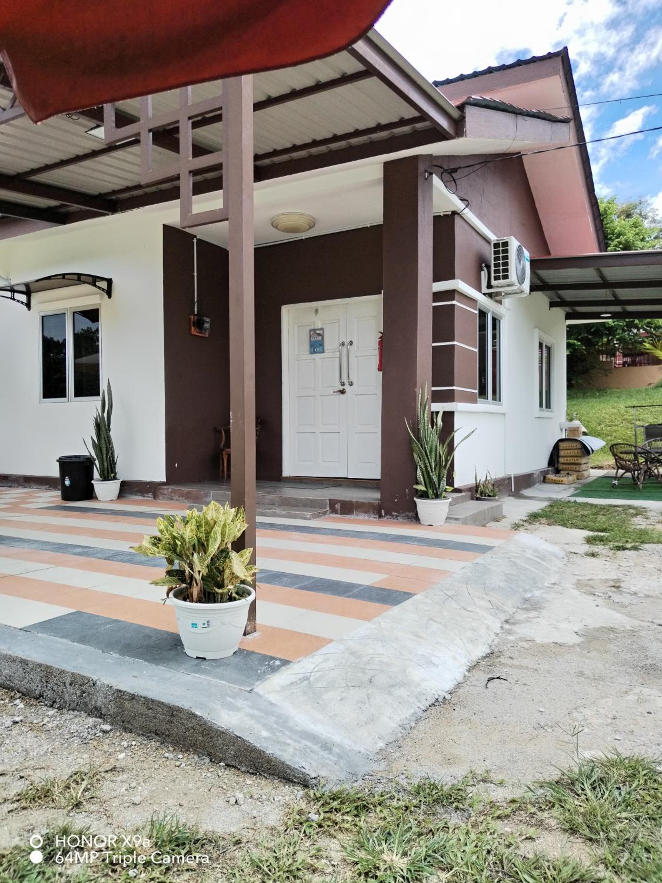 Z&S Gerik Hillview Homestay photo 2