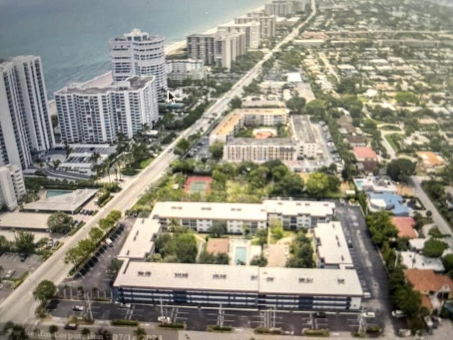 A Block from the Beach! Charming Get-a-Way At the Beach view 2