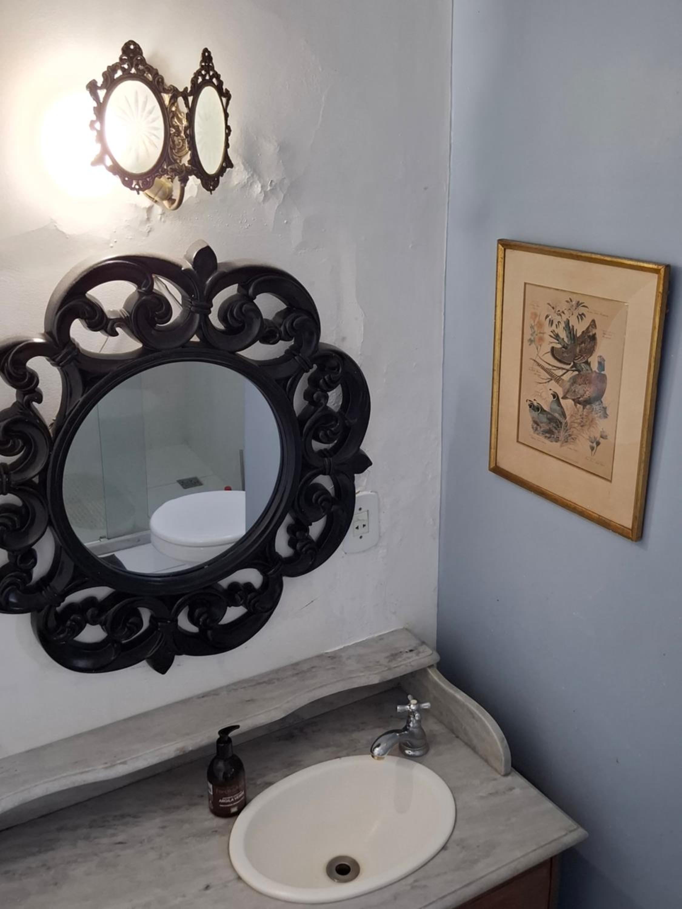 Hostel Casarão Vintage - temos Suítes