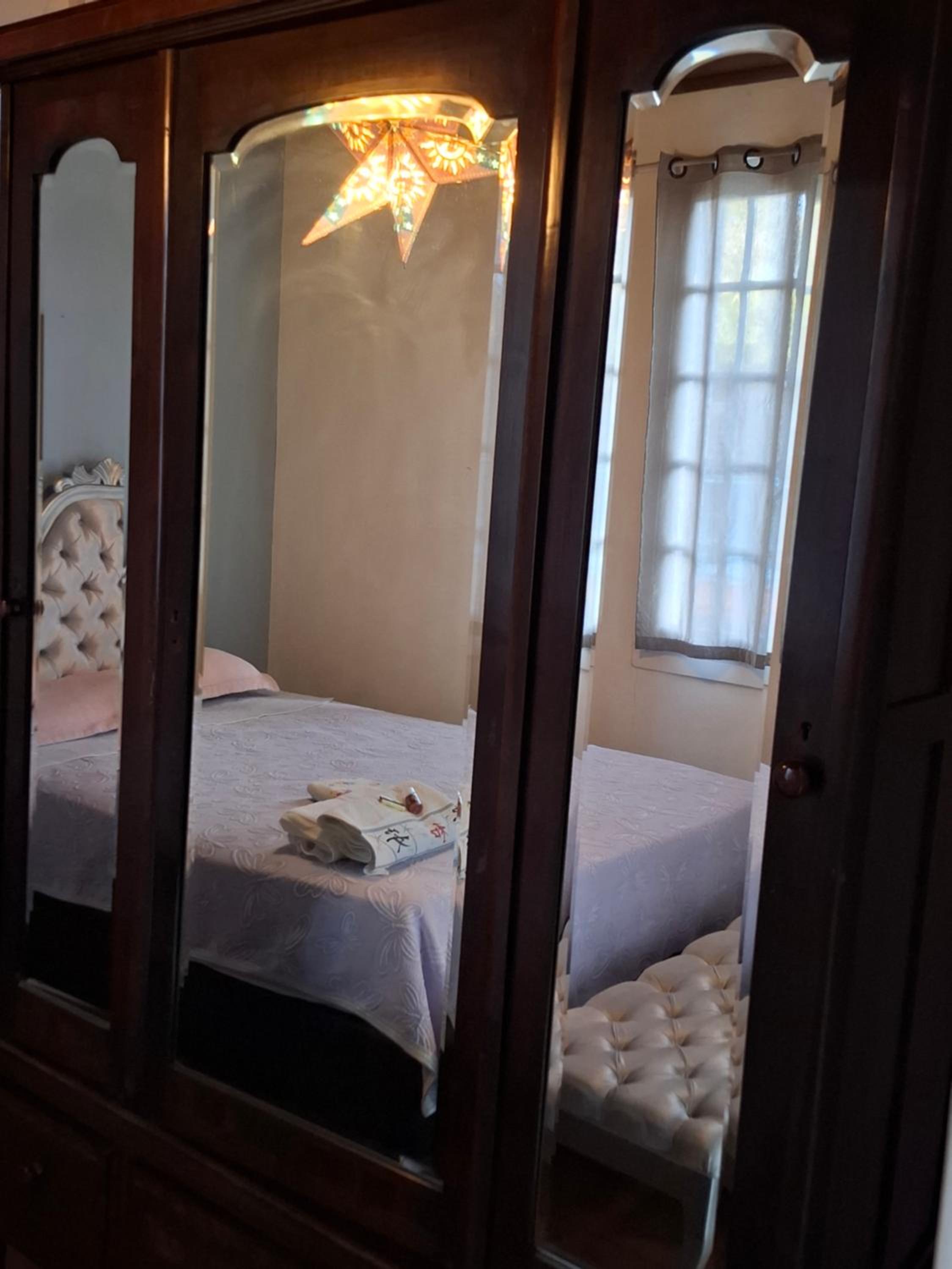 Hostel Casarão Vintage - temos Suítes