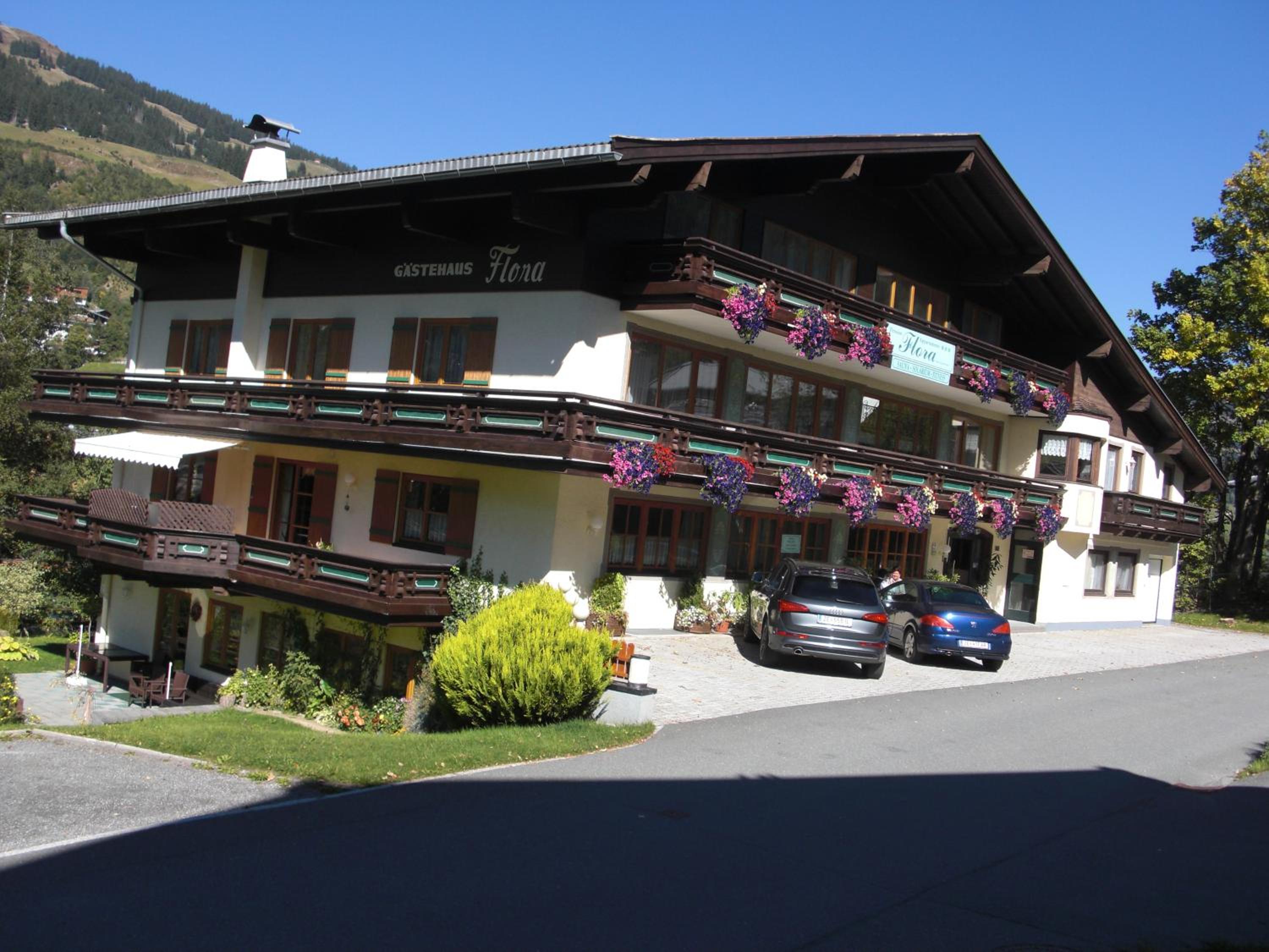 Hotel-Pension Flora