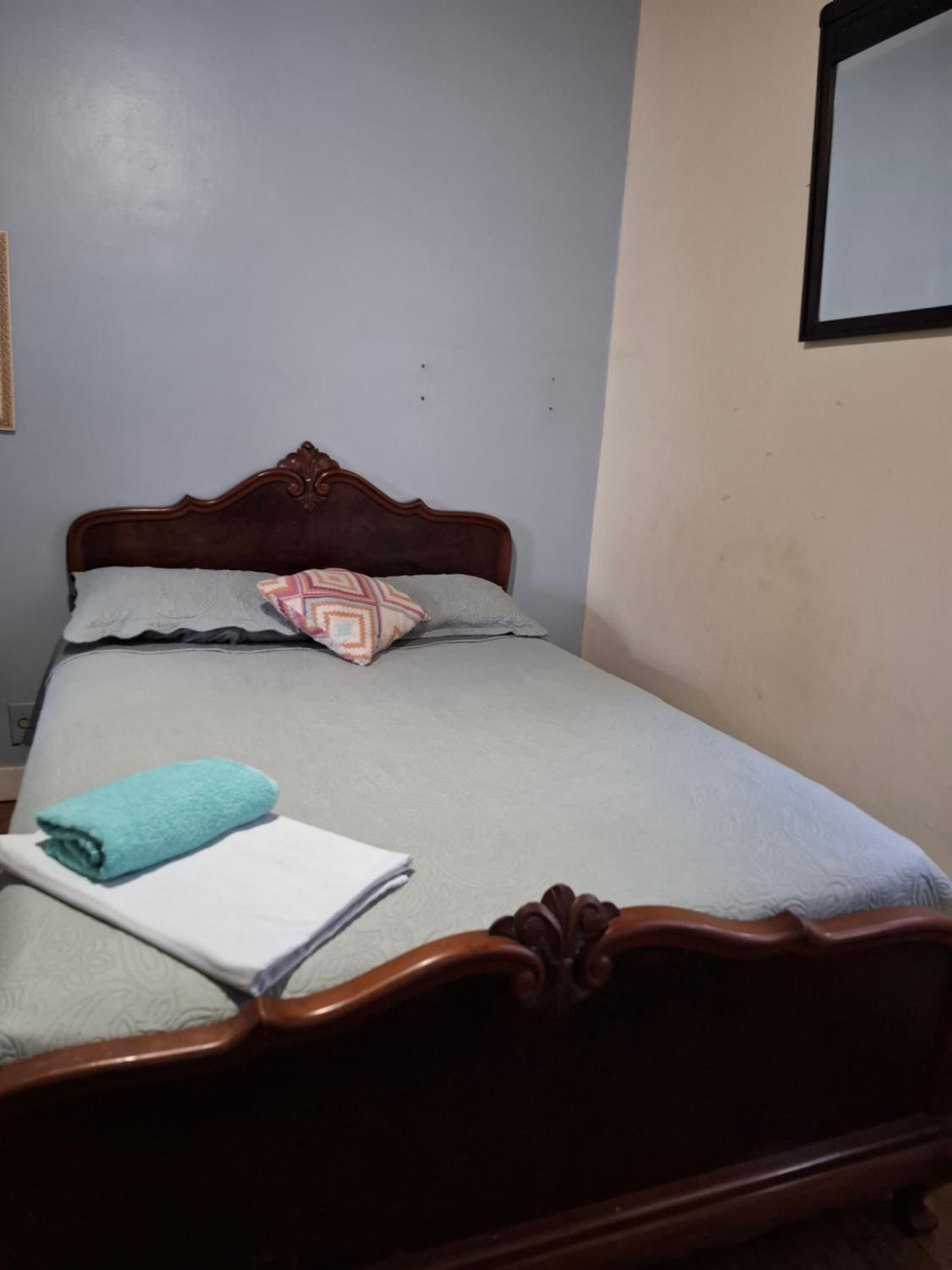 Hostel Casarão Vintage - temos Suítes