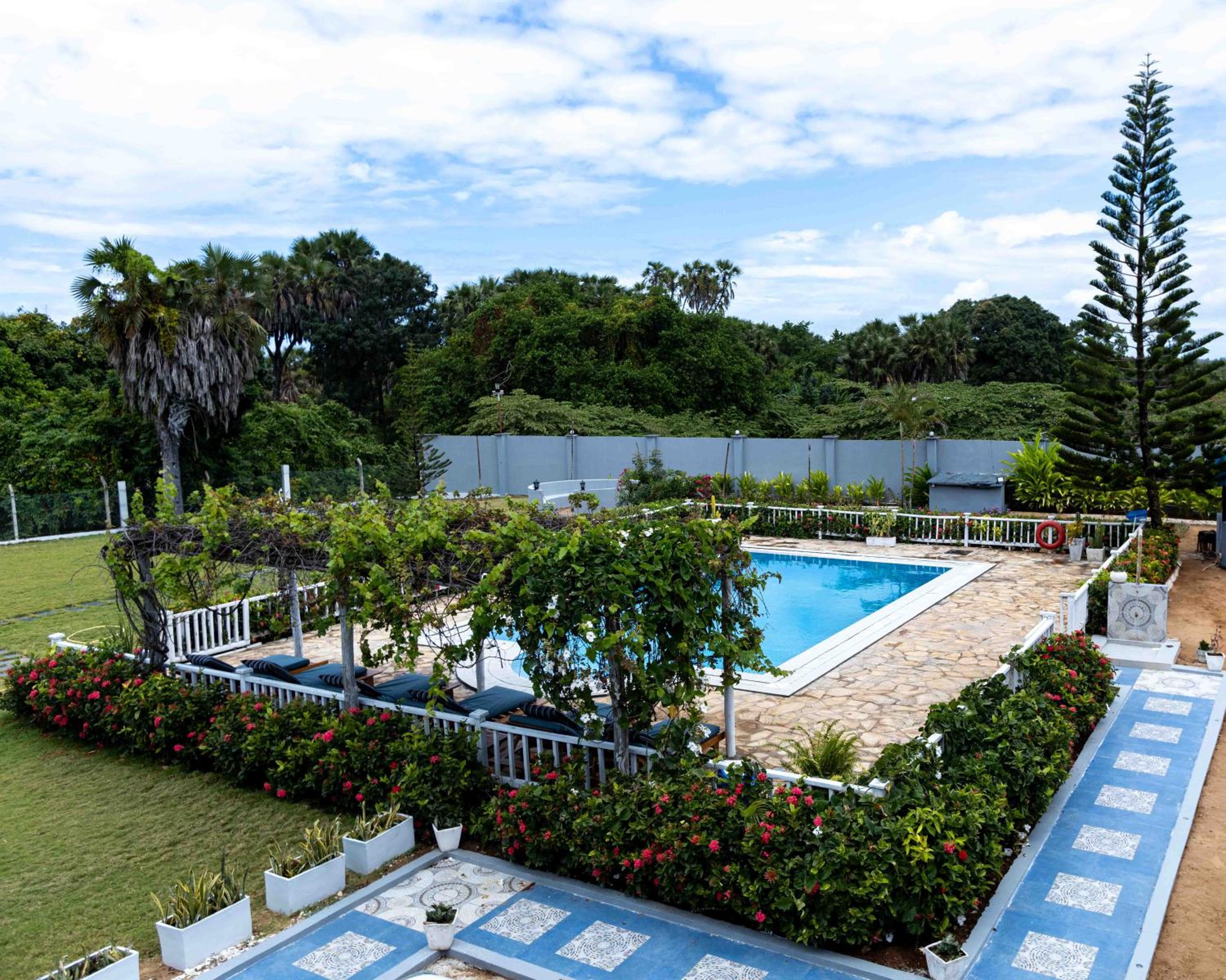 Kichangani Beach House view 4