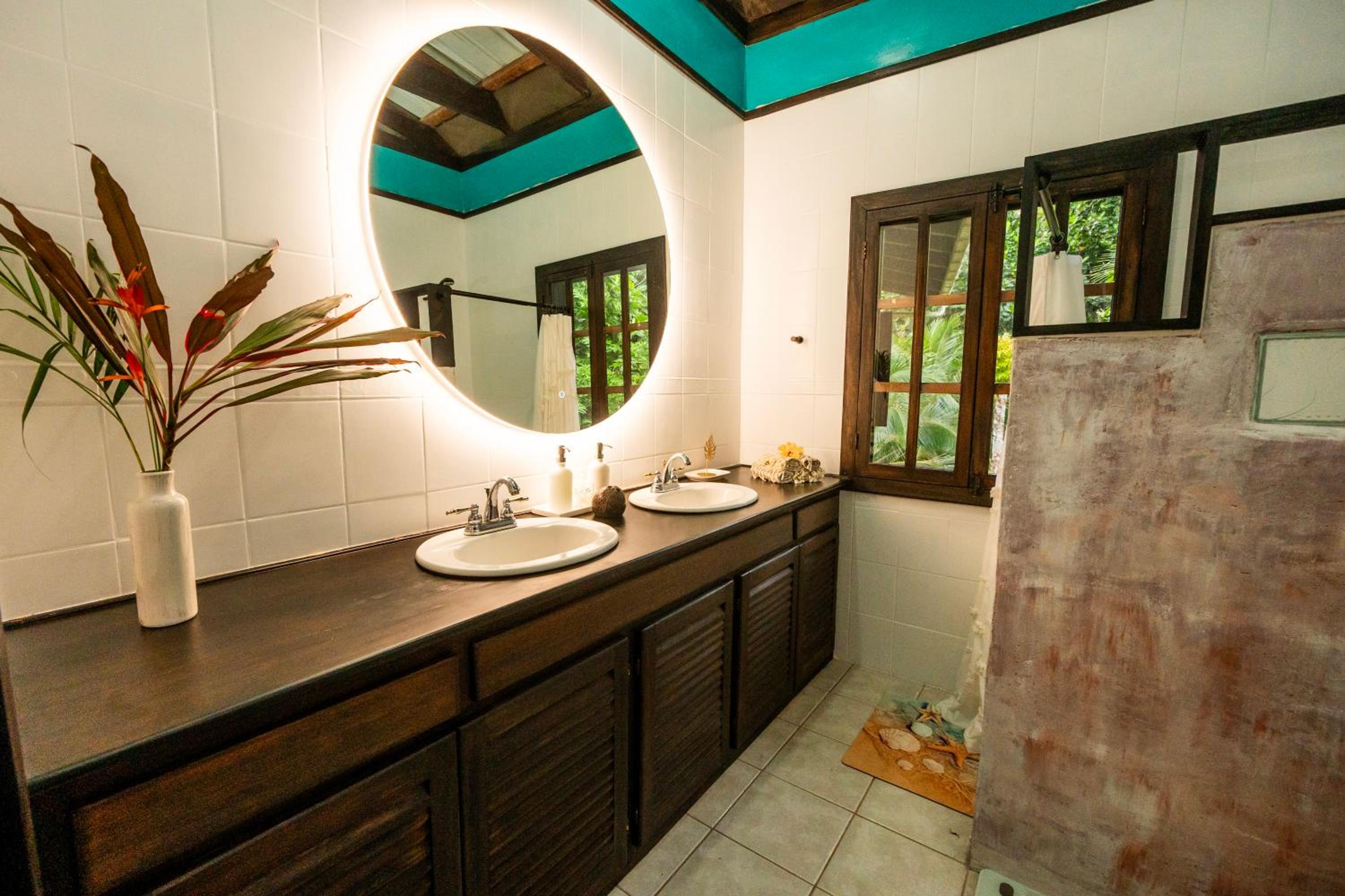 Bocas Sunset Beach House