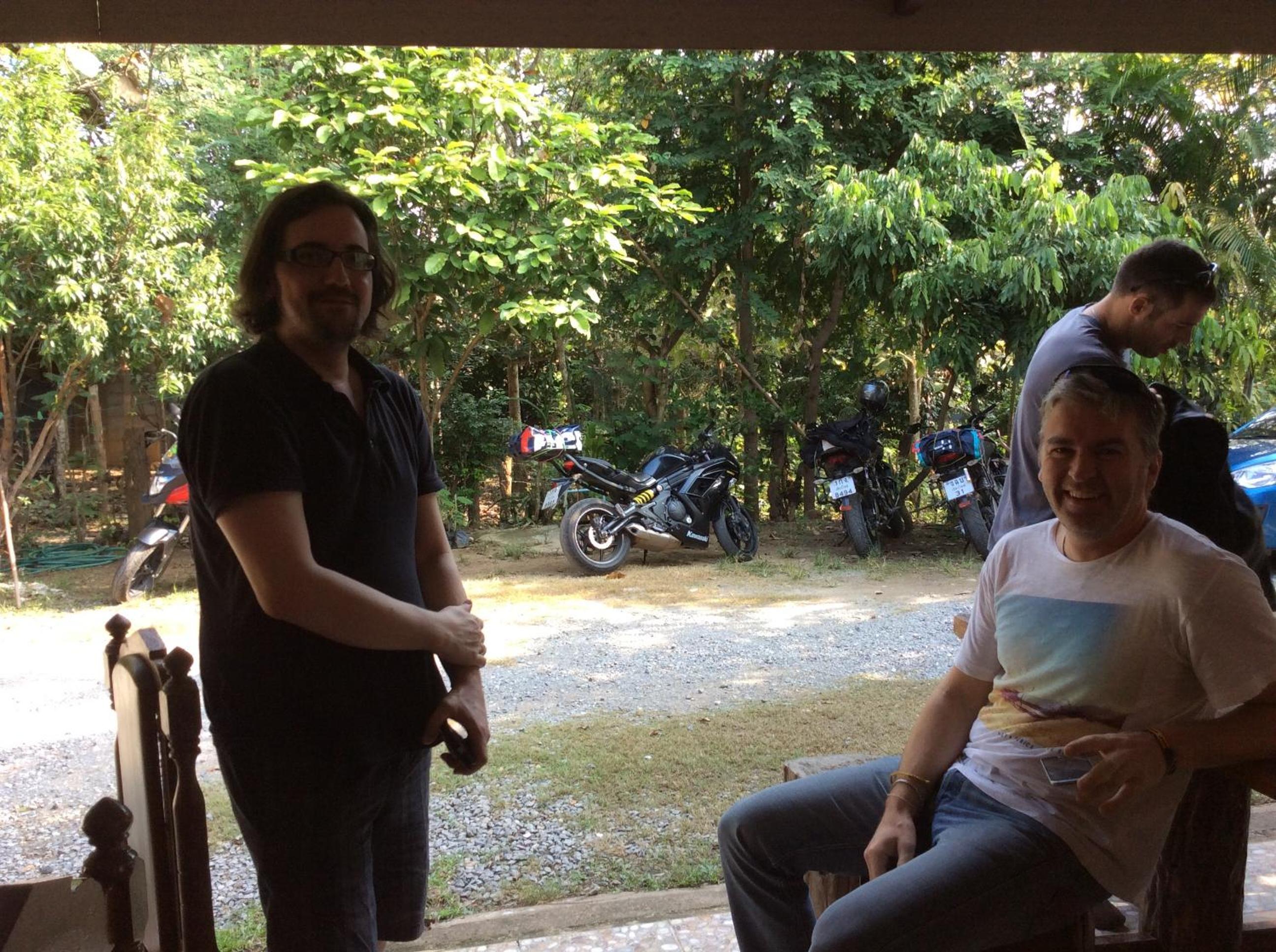 Settee Homestay