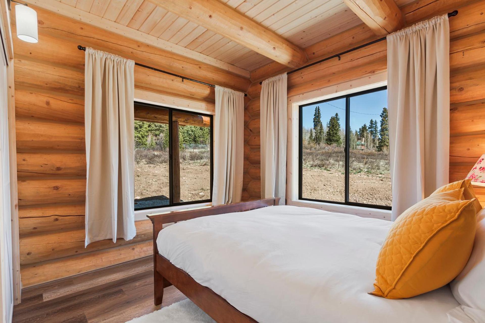 Colorado Log Cabin Near Breckenridge & Fairplay view 3