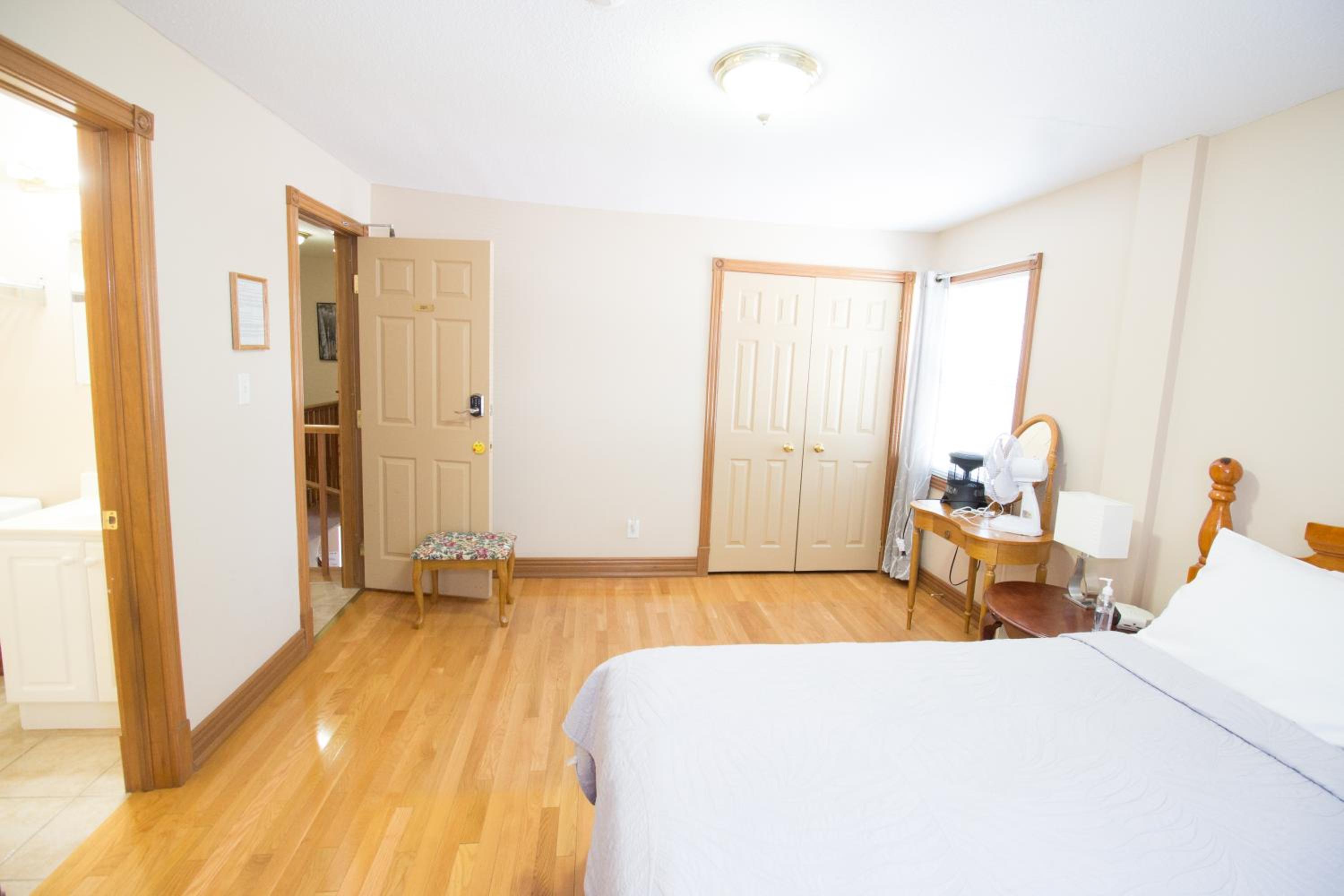 Anna's Bed & Breakfast-2