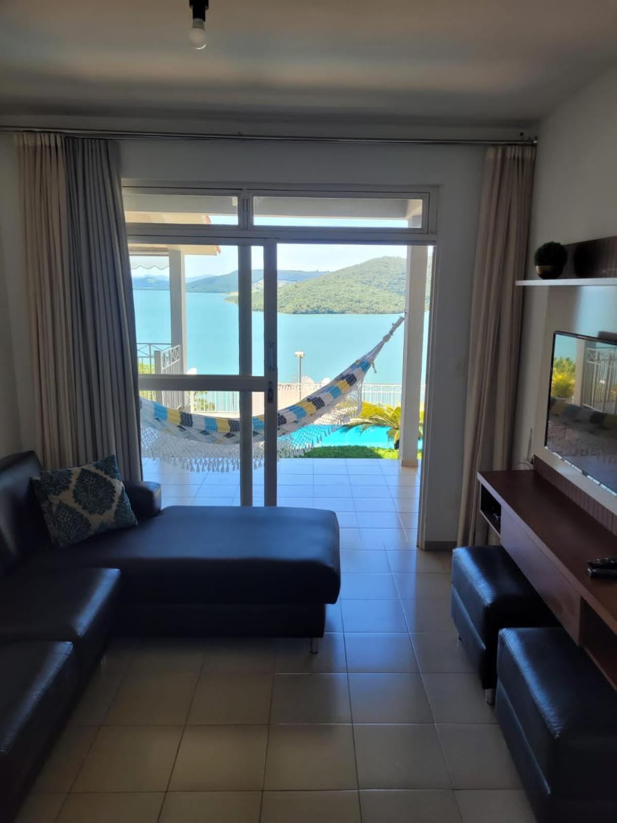 Casa completa em Escarpas do lago com vista deslumbrante