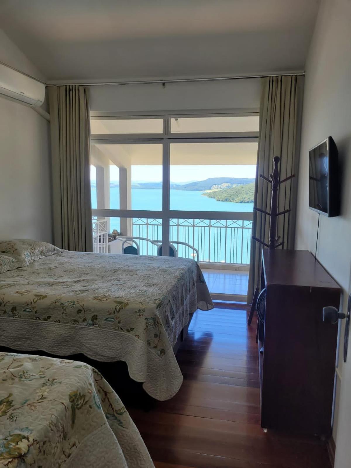 Casa completa em Escarpas do lago com vista deslumbrante