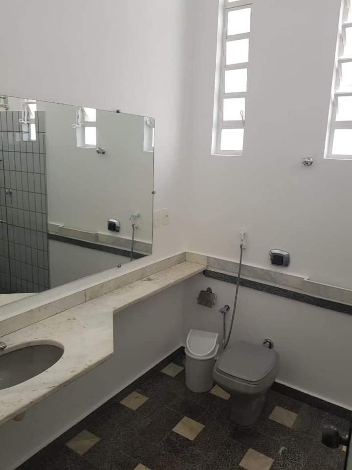 Casa completa em Escarpas do lago com vista deslumbrante
