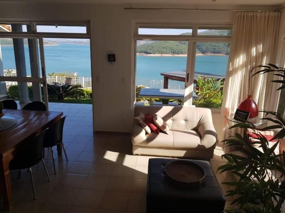 Casa completa em Escarpas do lago com vista deslumbrante