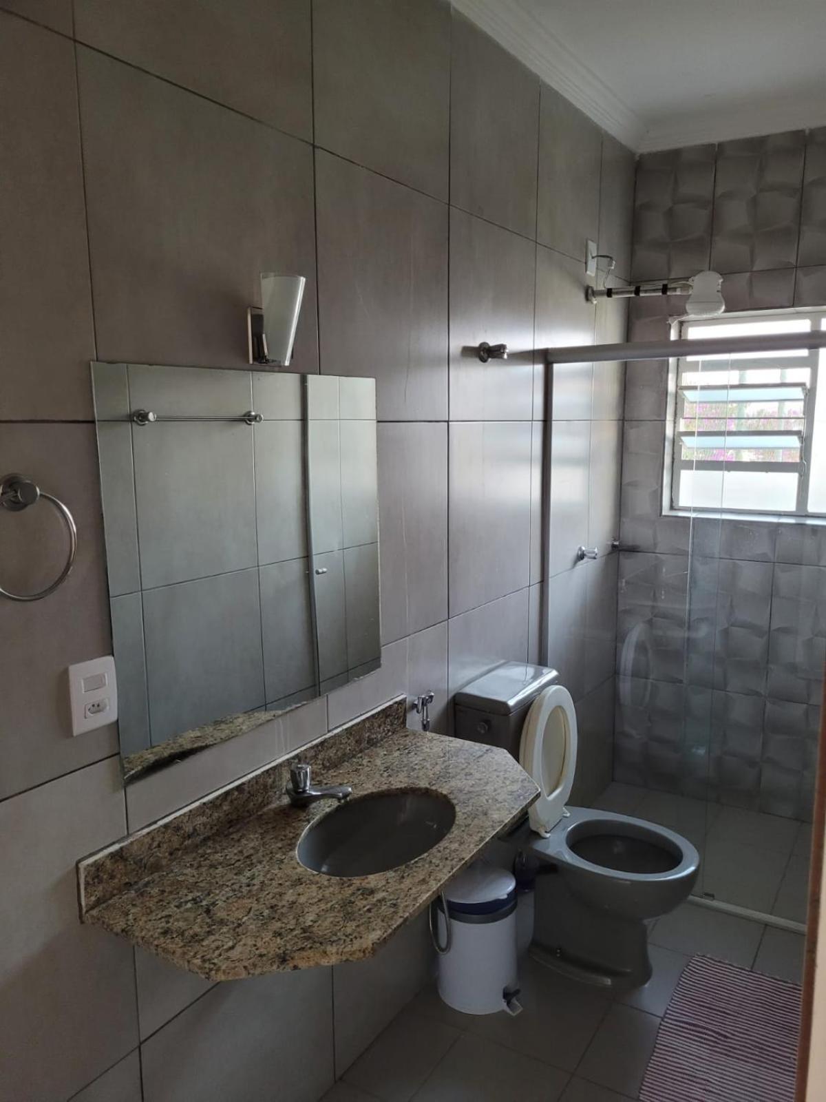 Casa completa em Escarpas do lago com vista deslumbrante