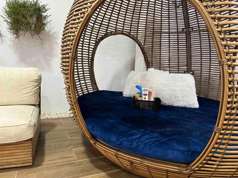 Casa Vacacional a 5 minutos del Aeropuerto by drvacationsrental