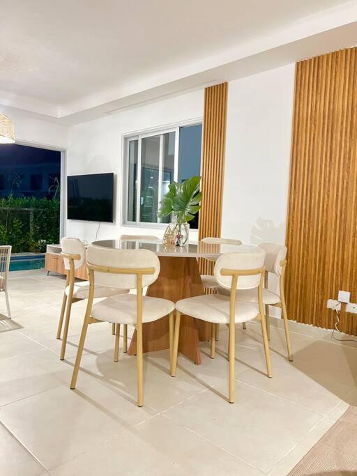 Punta Cana, Acogedora Villa by drvacationsrental