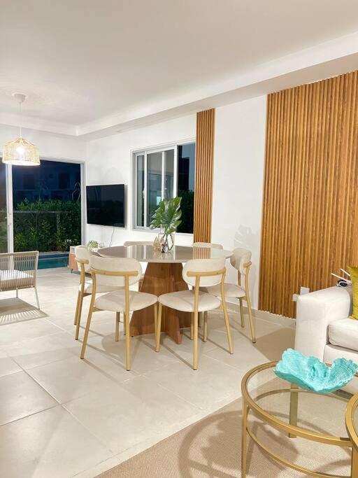 Punta Cana, Acogedora Villa by drvacationsrental
