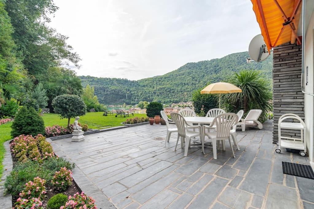 Casa privata con Piscina a 150m dal Lago