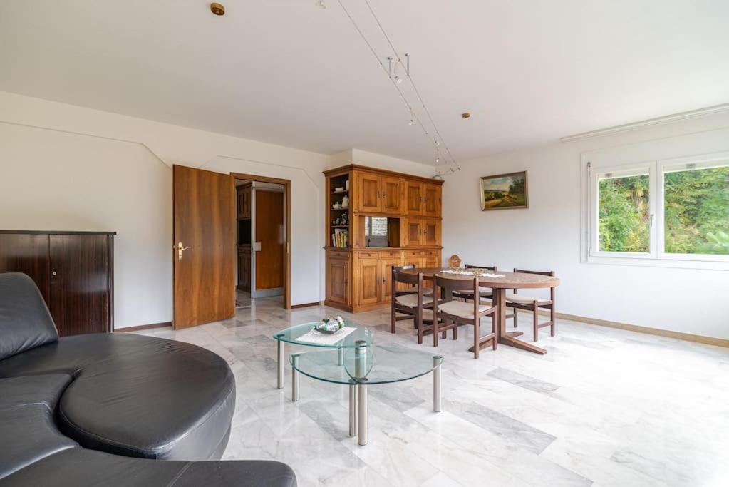 Casa privata con Piscina a 150m dal Lago
