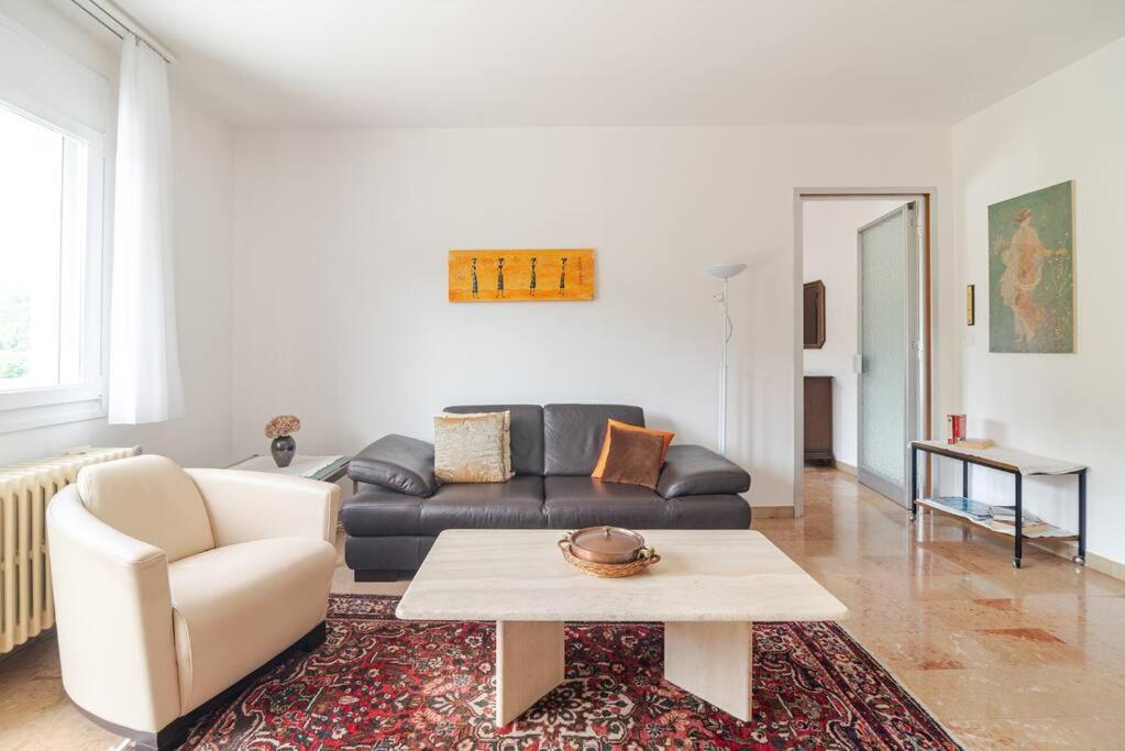 Casa privata con Piscina a 150m dal Lago