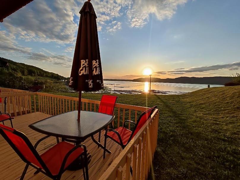 BATTURES Hotel Fjord Saguenay