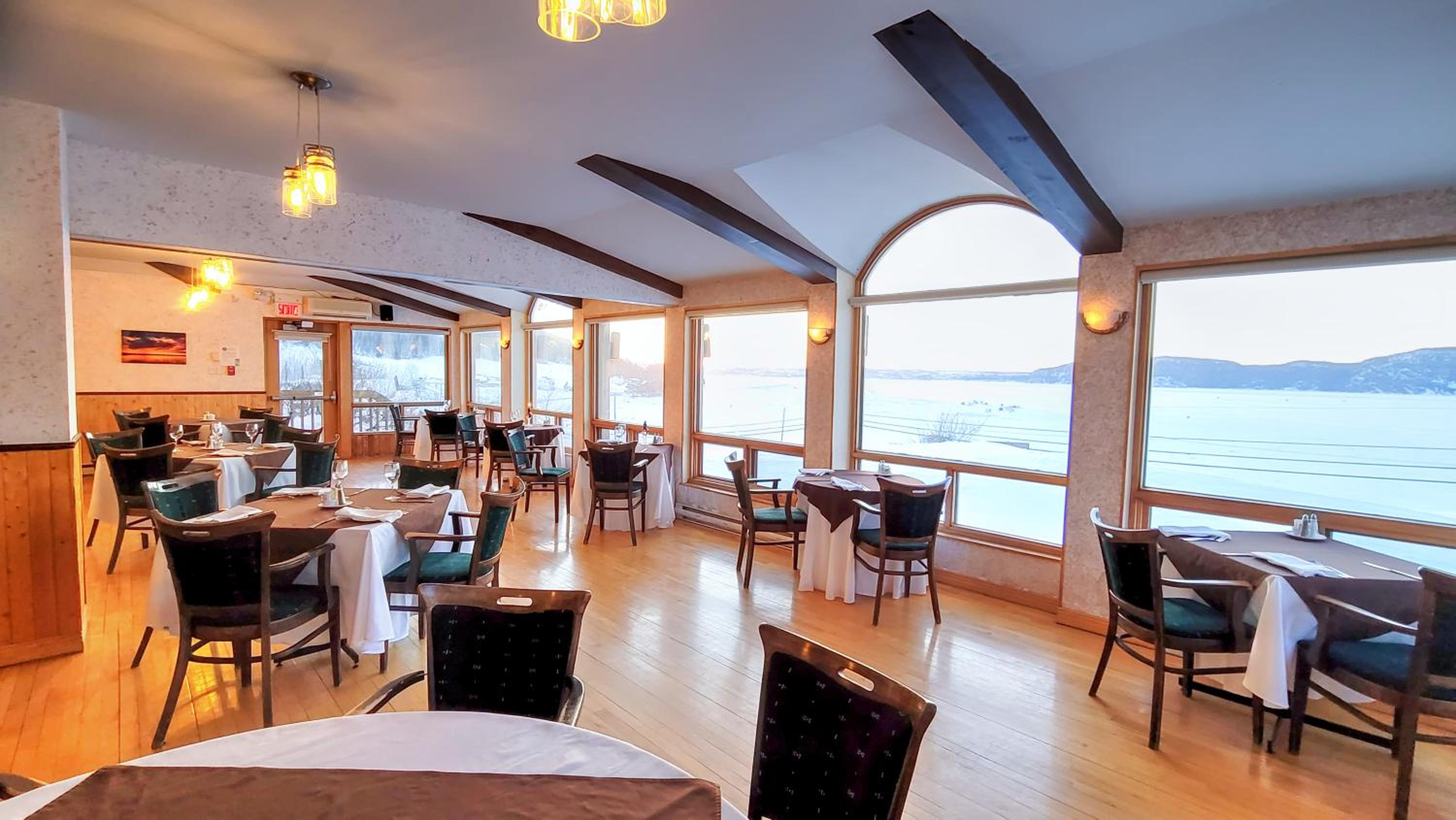 BATTURES Hotel Fjord Saguenay