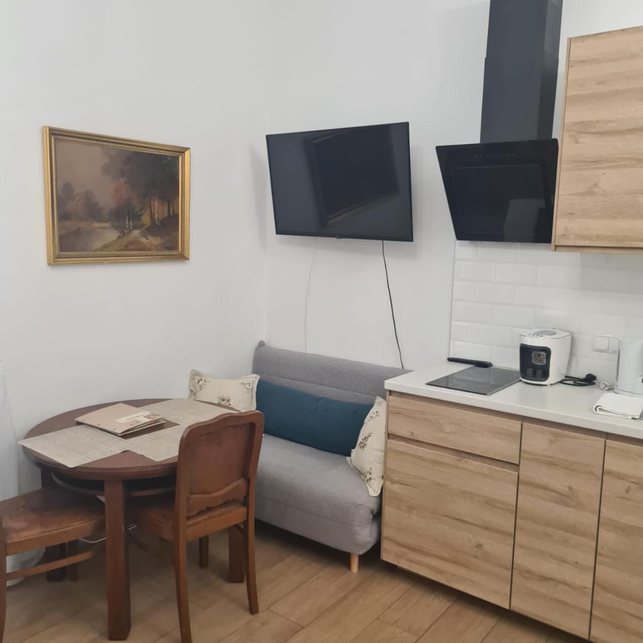 Villa Musik - apartments in historical Villa , Baden