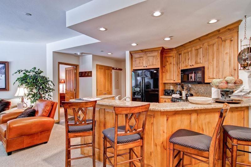 Highlands Westview 105 by East West Hospitality view 3