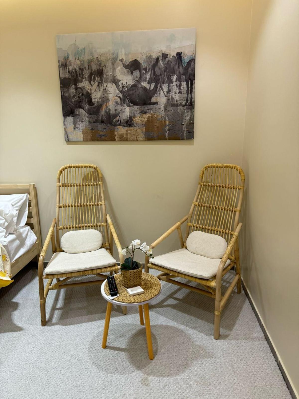 Studio with a Smart Entrance and a Prime Location!