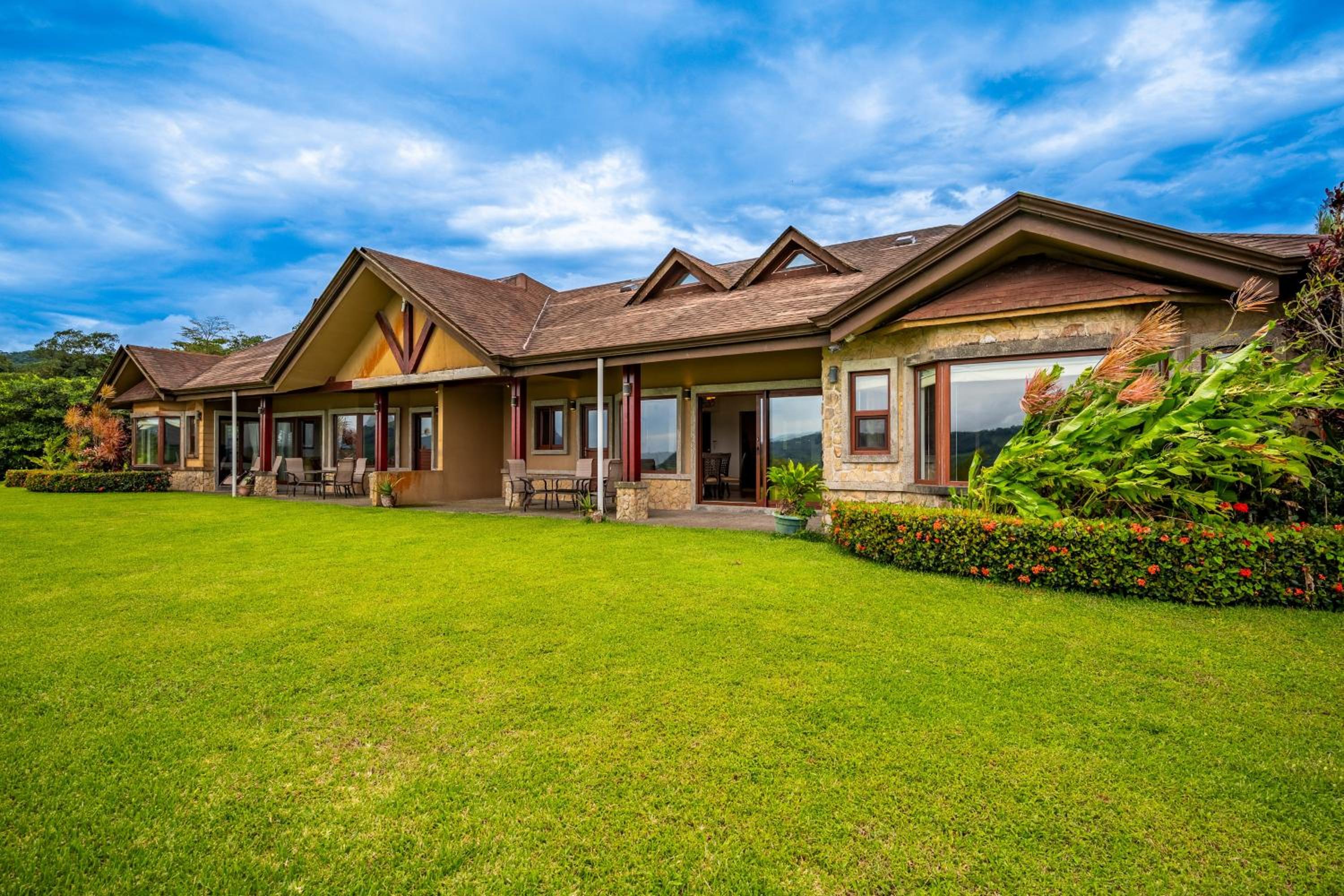 Casa Shamrock Duplex 1