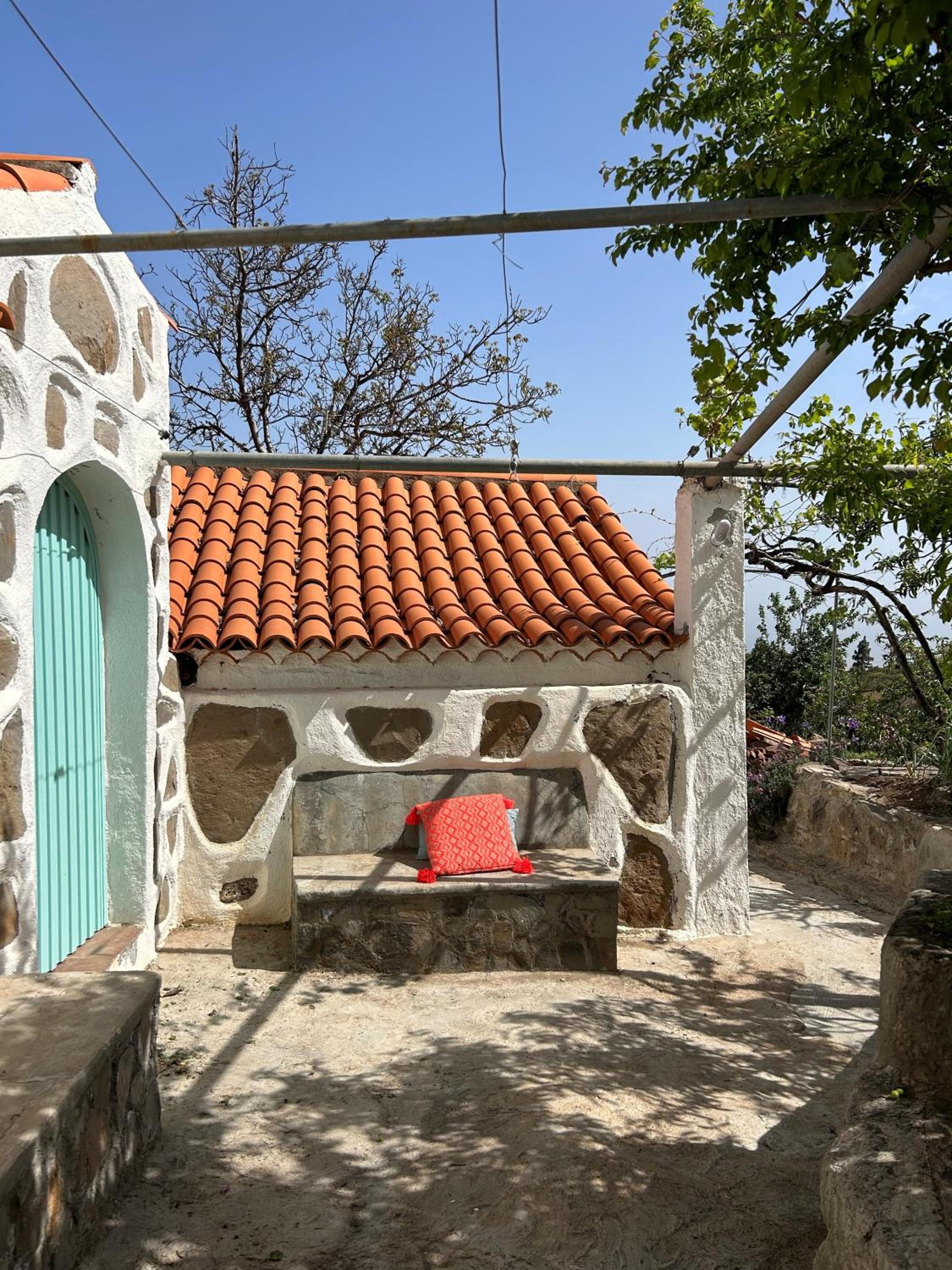 Rosas märchenhafte Finca mit Pool