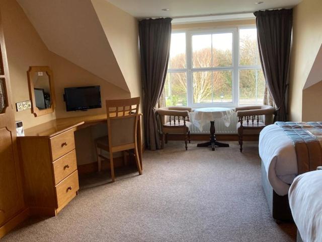 Tailors Lodge, Continental Breakfast view 2
