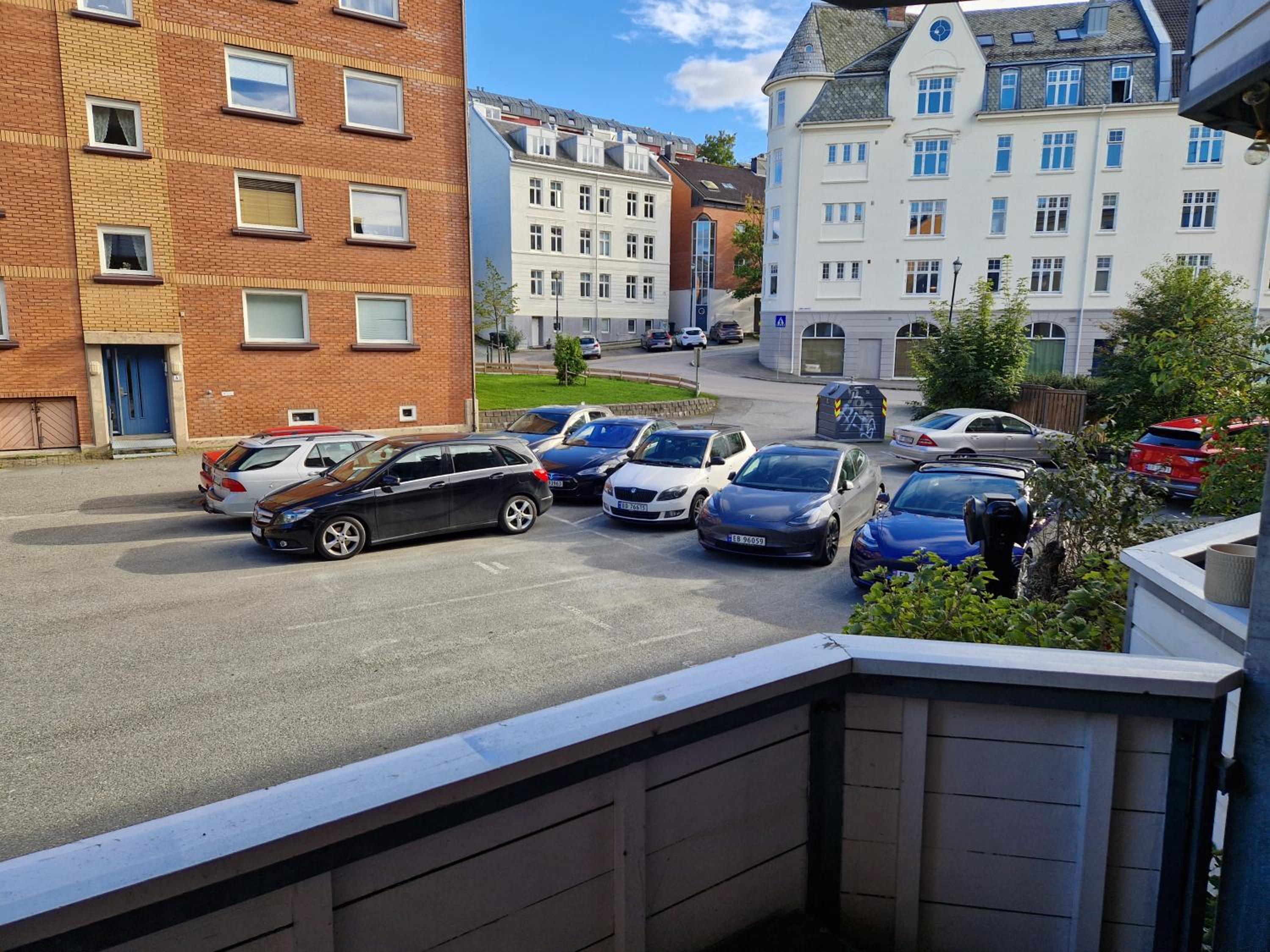 Central and cosy apartment in Trondheim, Free parkingspot view 2