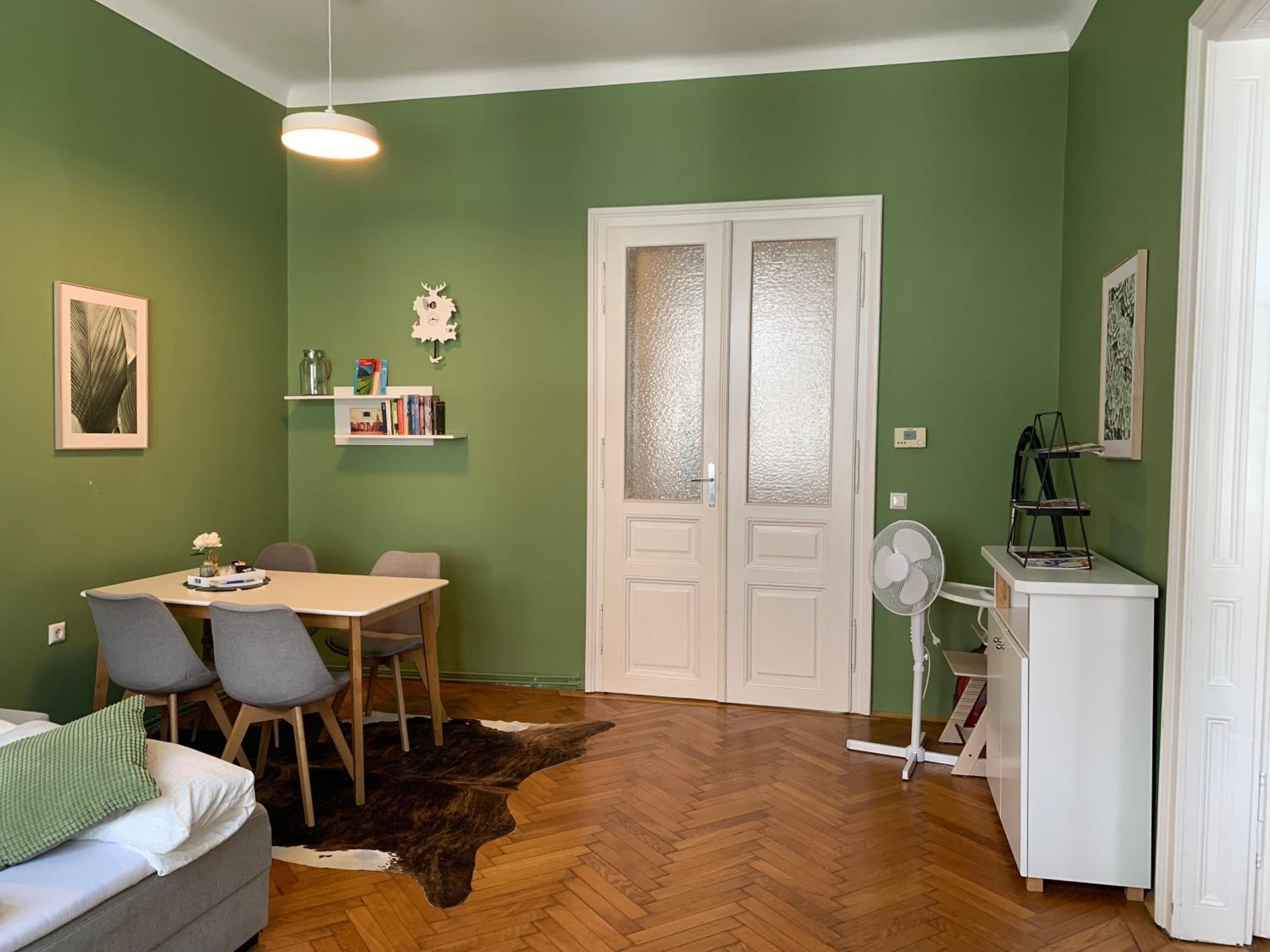 Großzügiger Wiener Altbau gleich neben Schönbrunn
