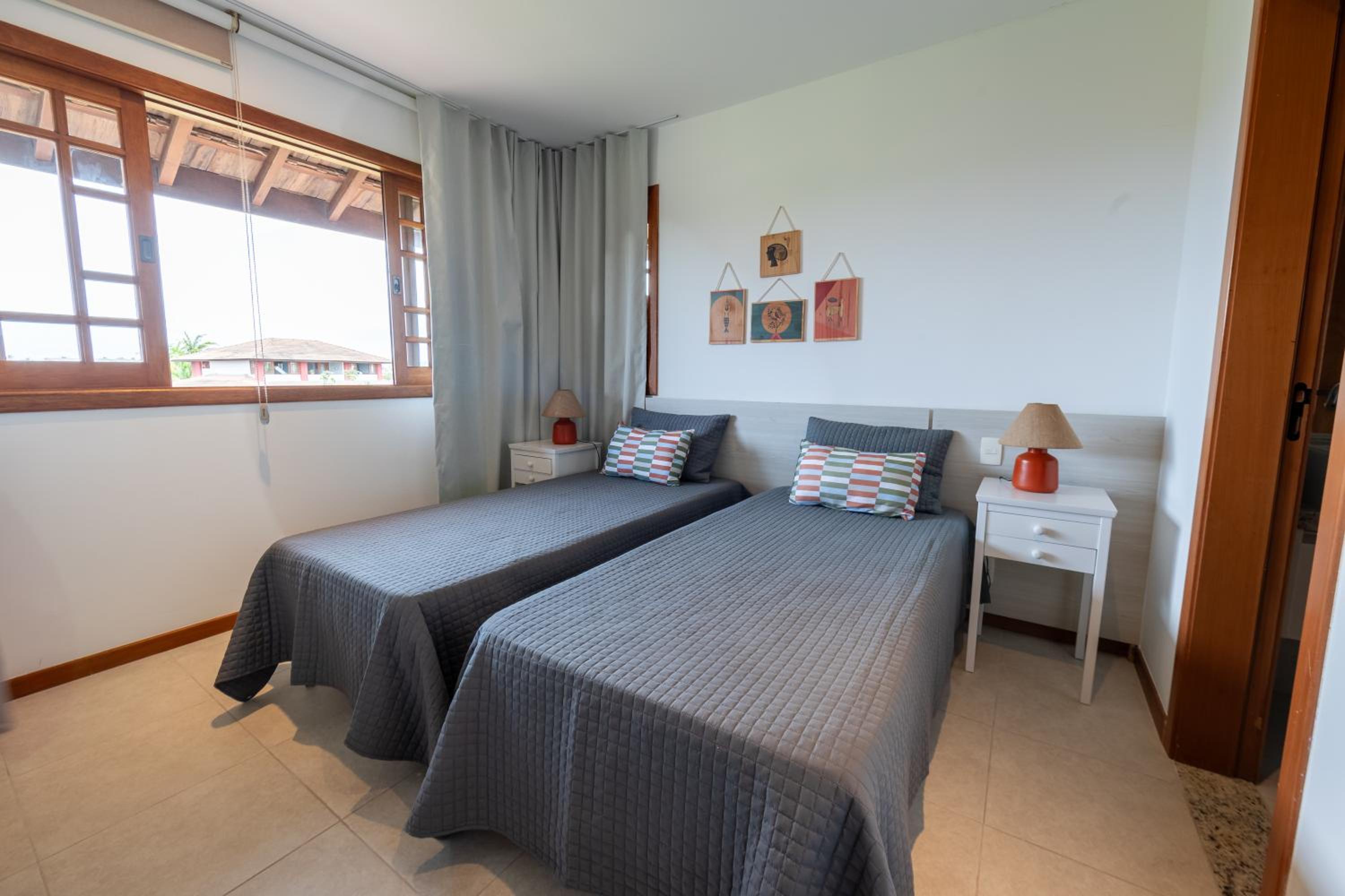 Apartamento Praia do Forte no Melhor Condôminio e Praia