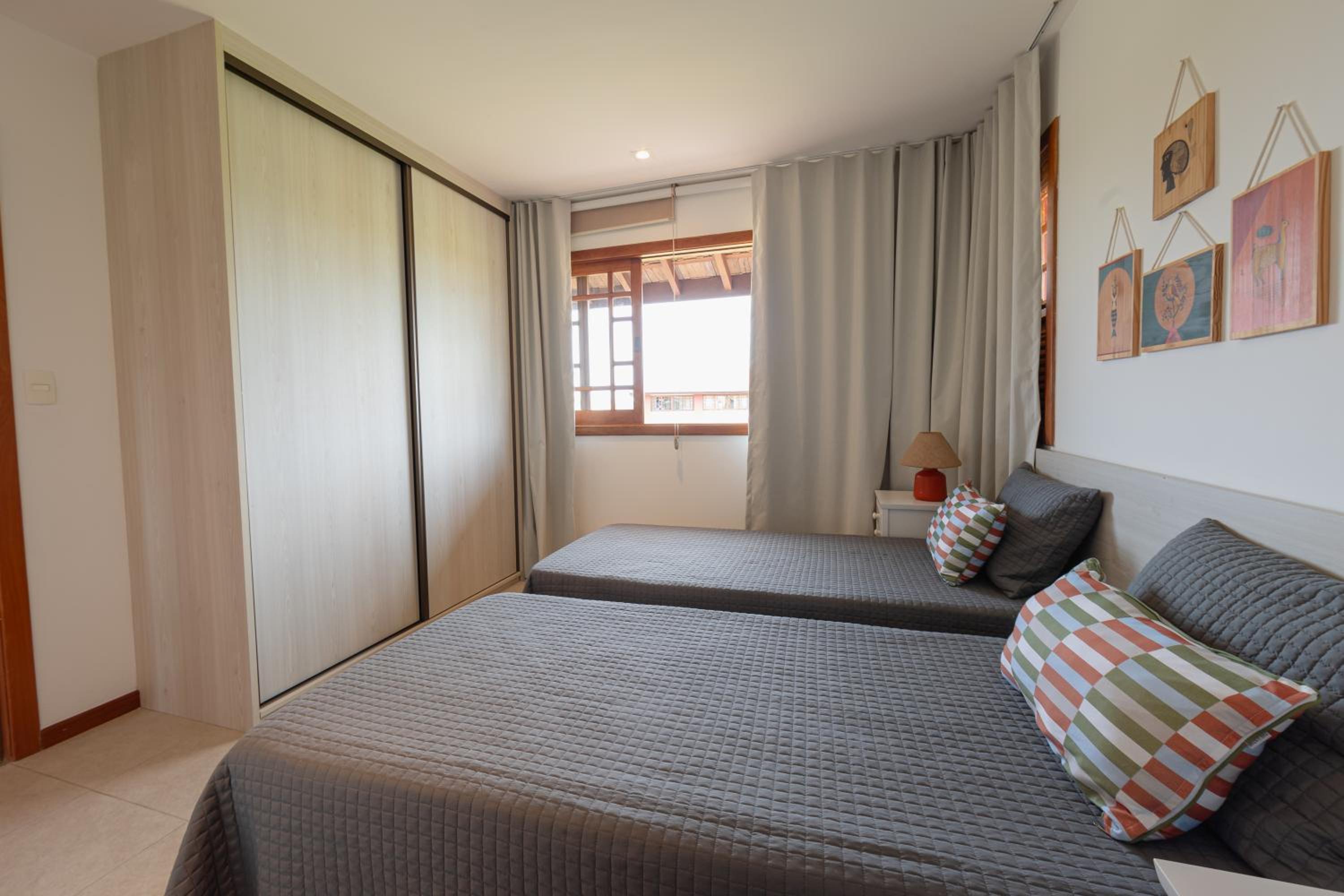 Apartamento Praia do Forte no Melhor Condôminio e Praia