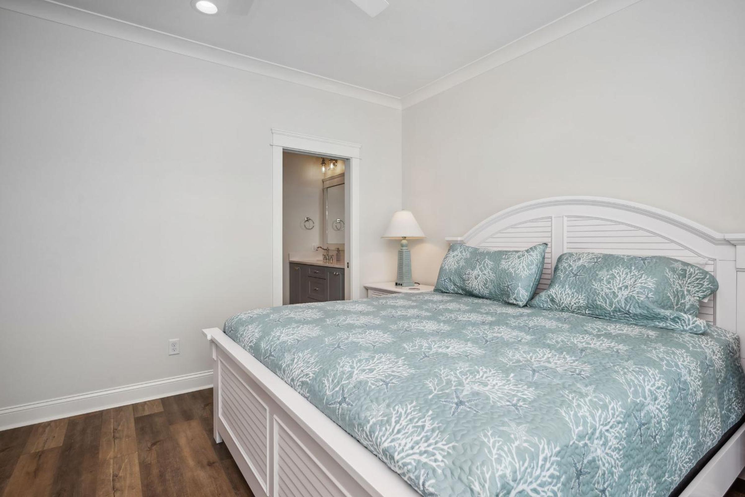Ollies Point by Oak Island Accommodations